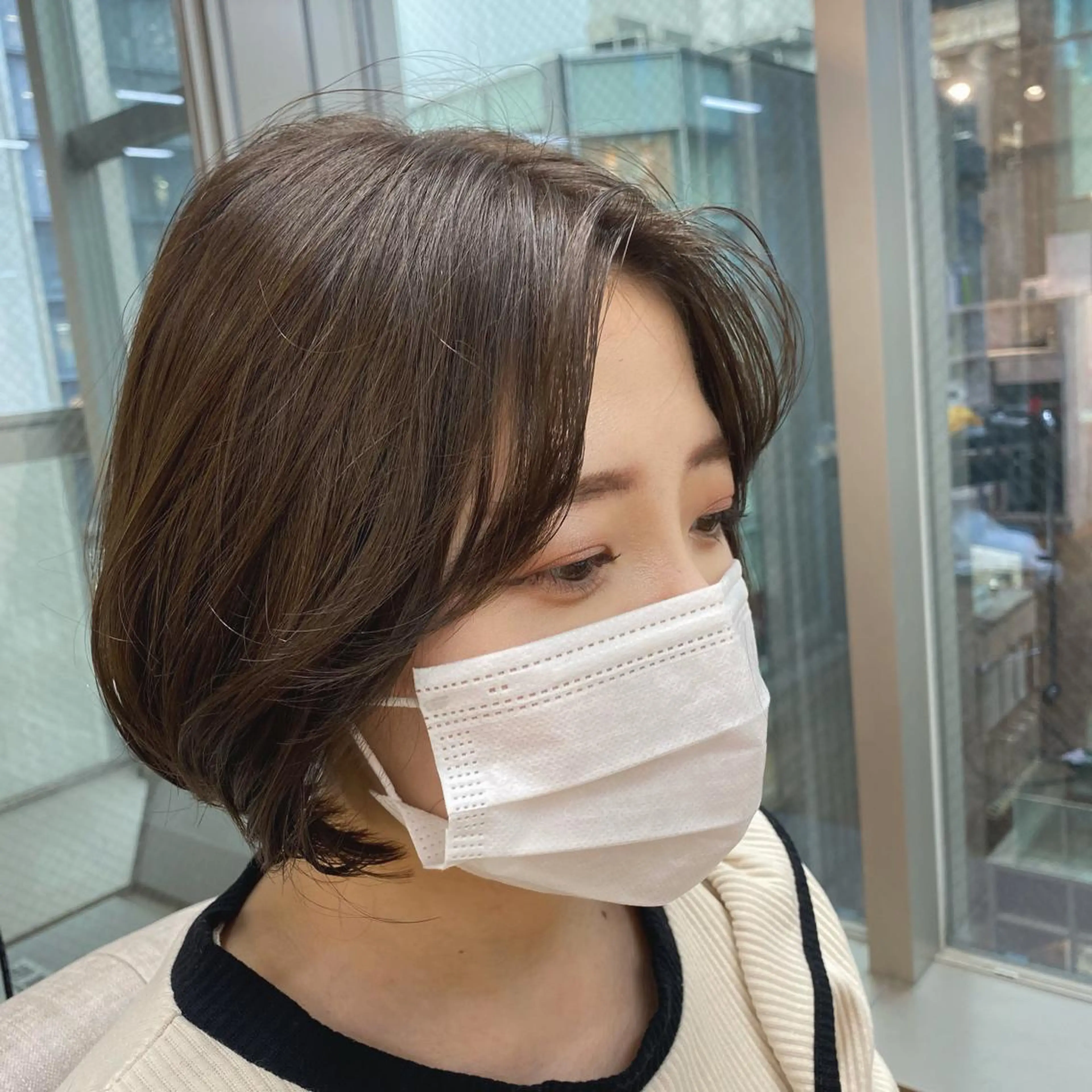 ショート カラー 大場 優のヘアスタイル
