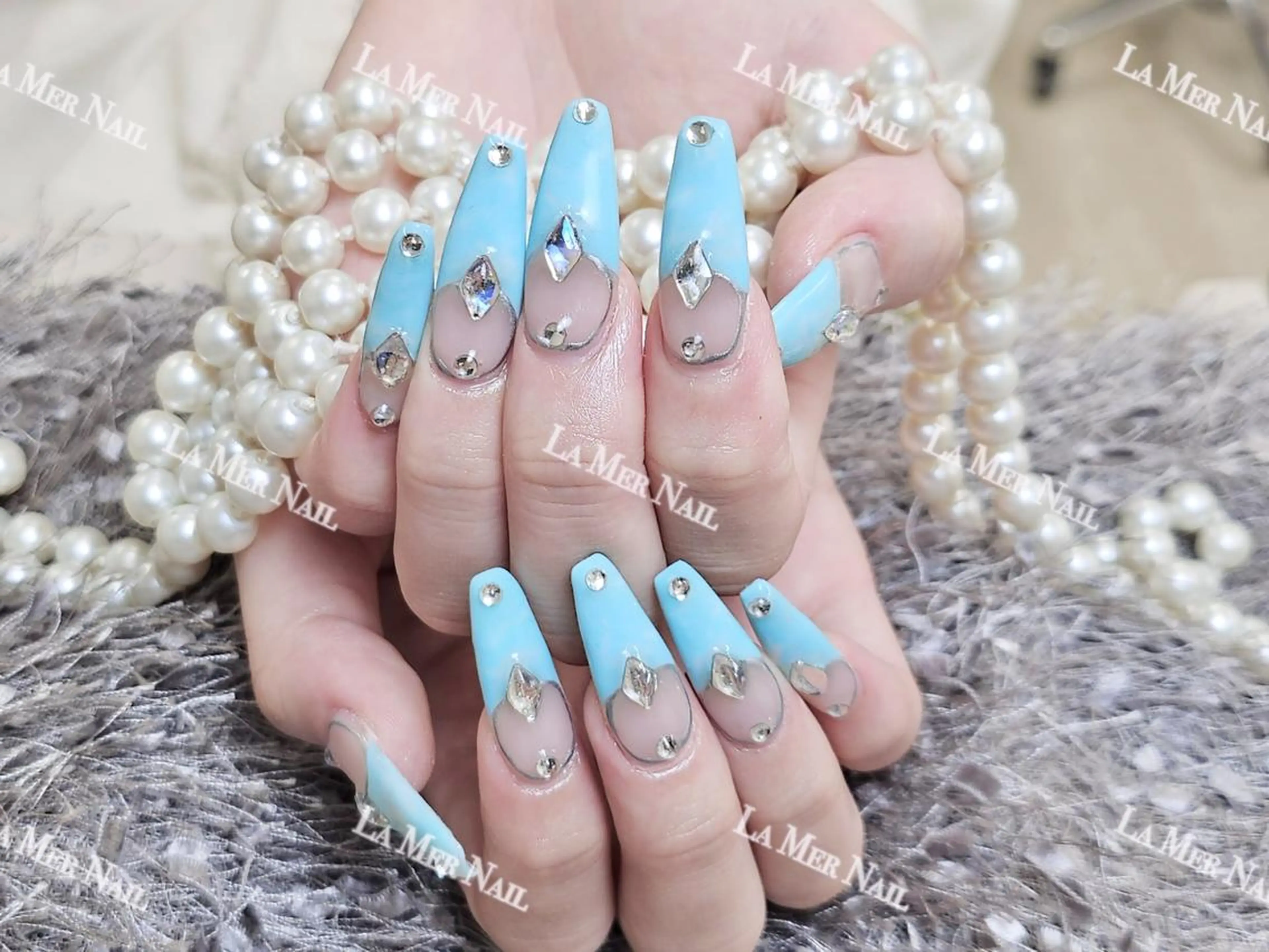 ネイル 🌻 Momoko_のネイルデザイン