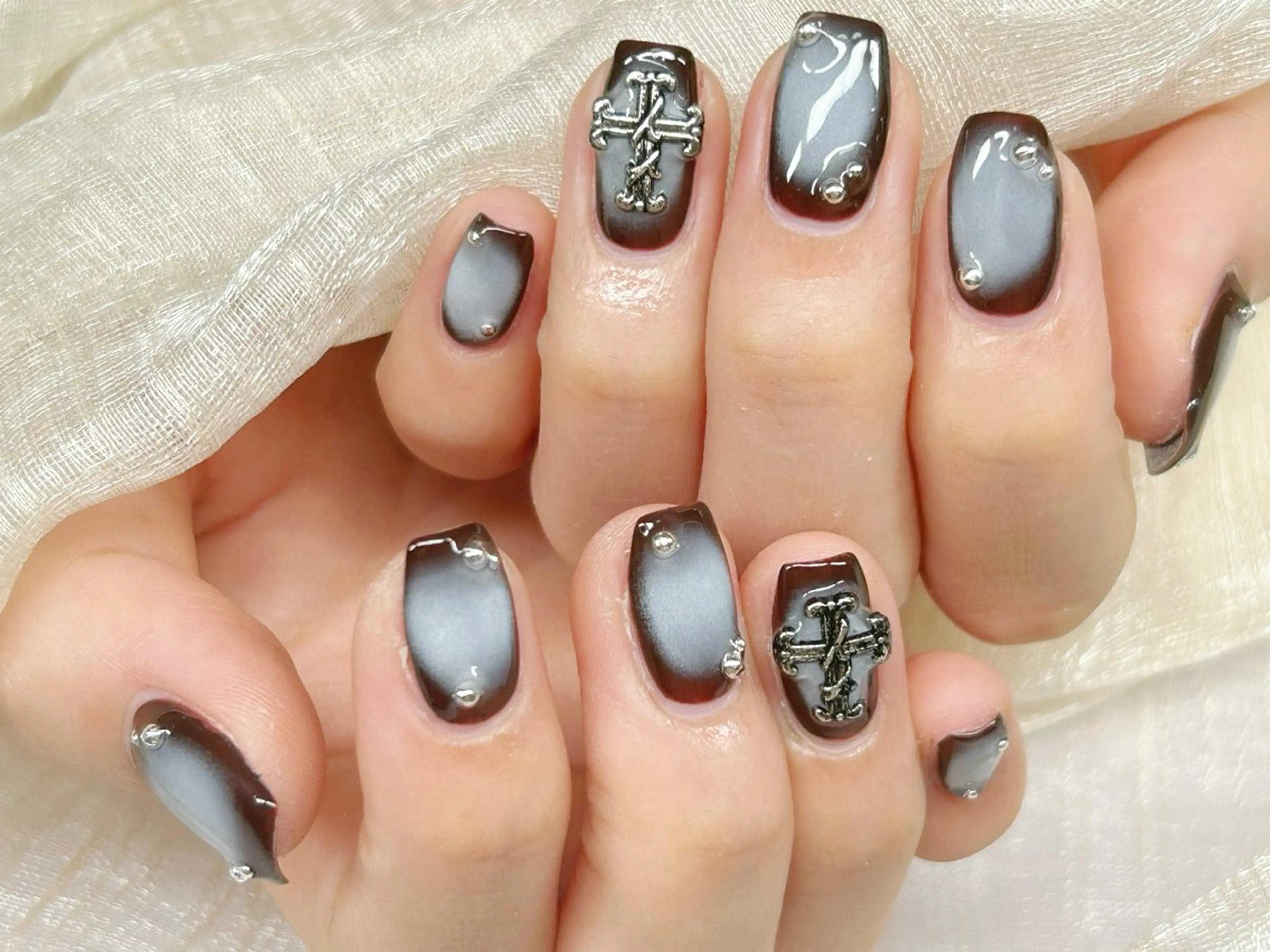 ネイル アートネイル チークネイル 成人式 入学式 長さ出し ハンドネイル Lino Nailのネイルデザイン