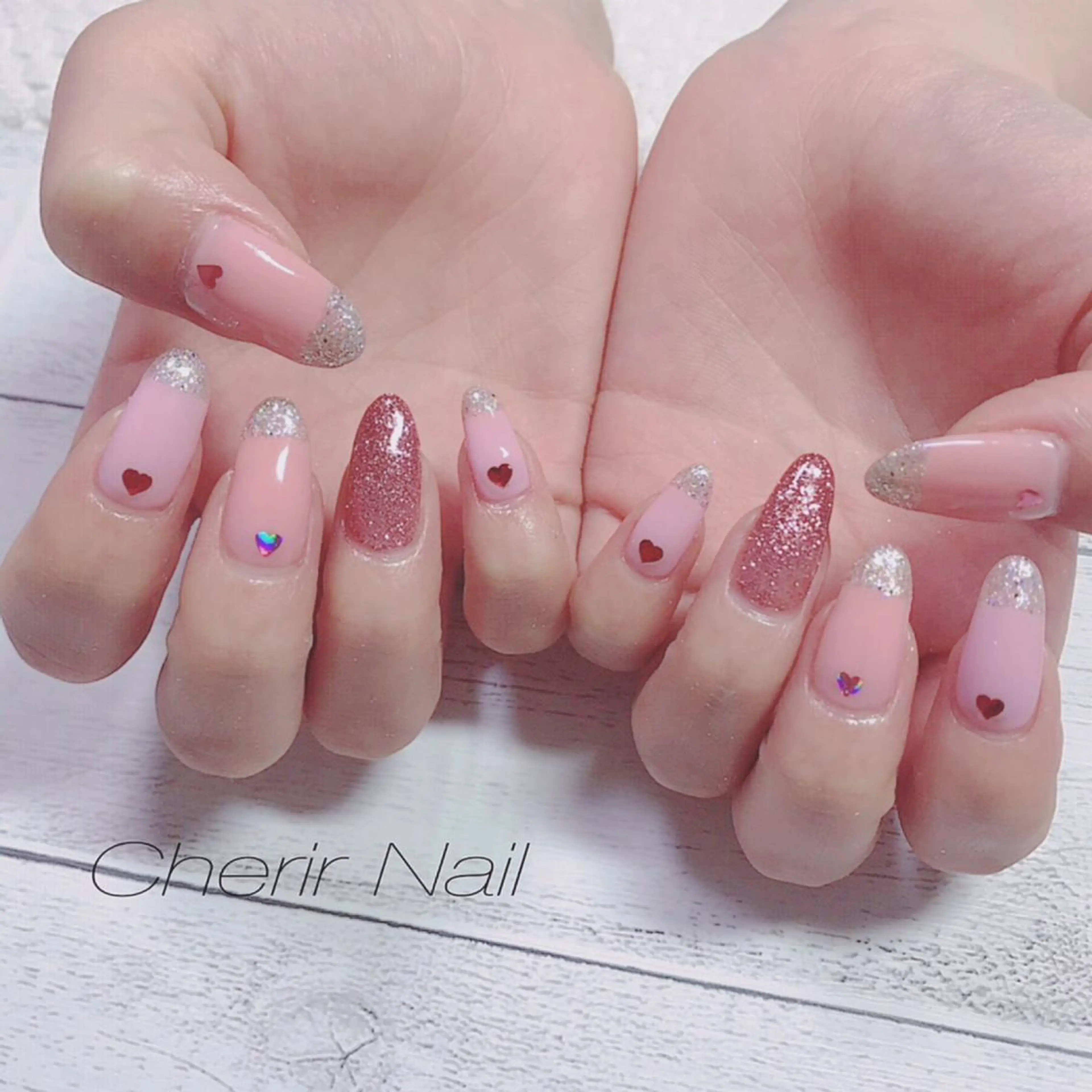 ネイル ハート ラメ(グリッター) ロングネイル ピンク Cherirnail kaoriのネイルデザイン