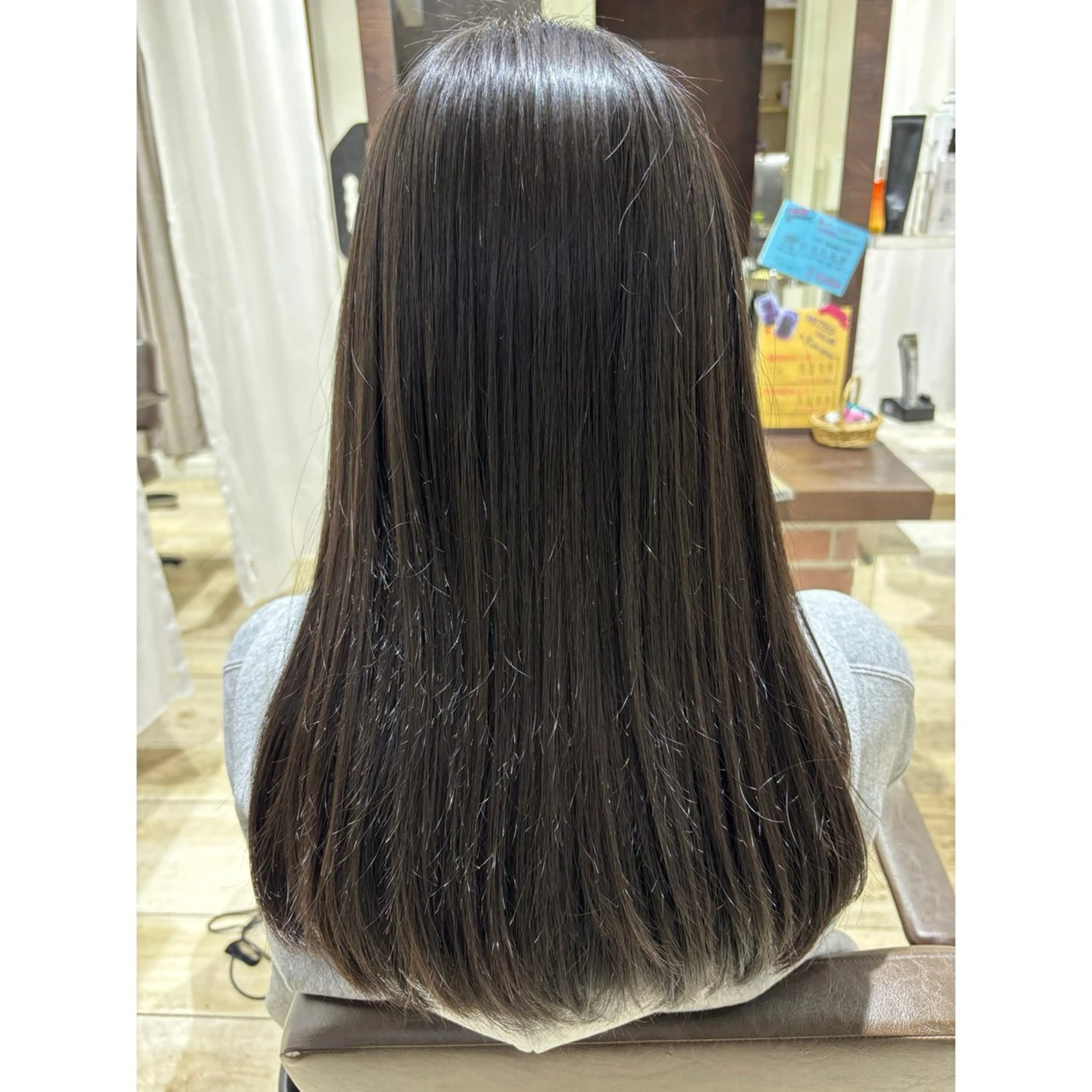 ロング パーマ しばた ゆらのヘアスタイル