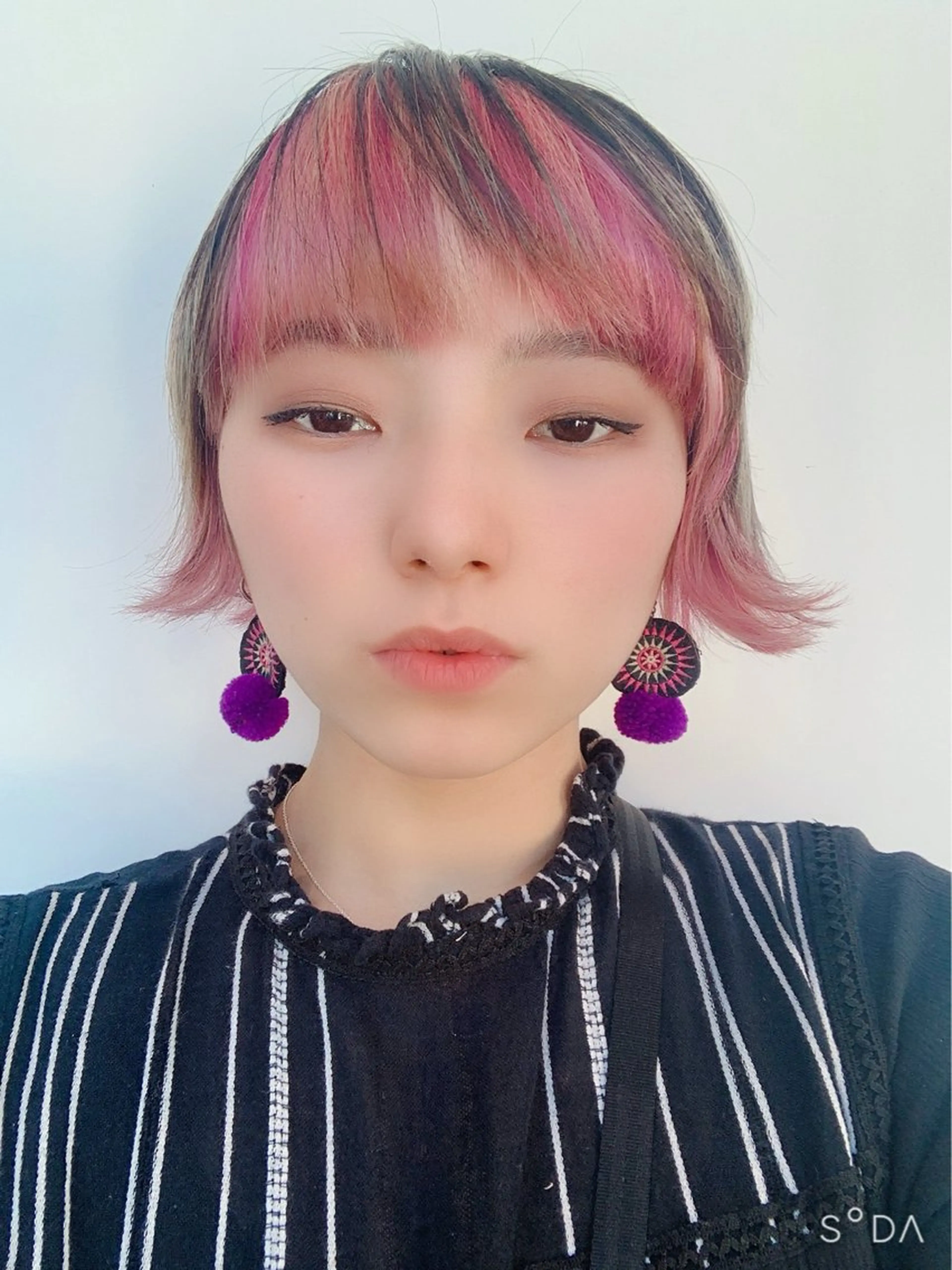 カラー 石井 潤のヘアスタイル