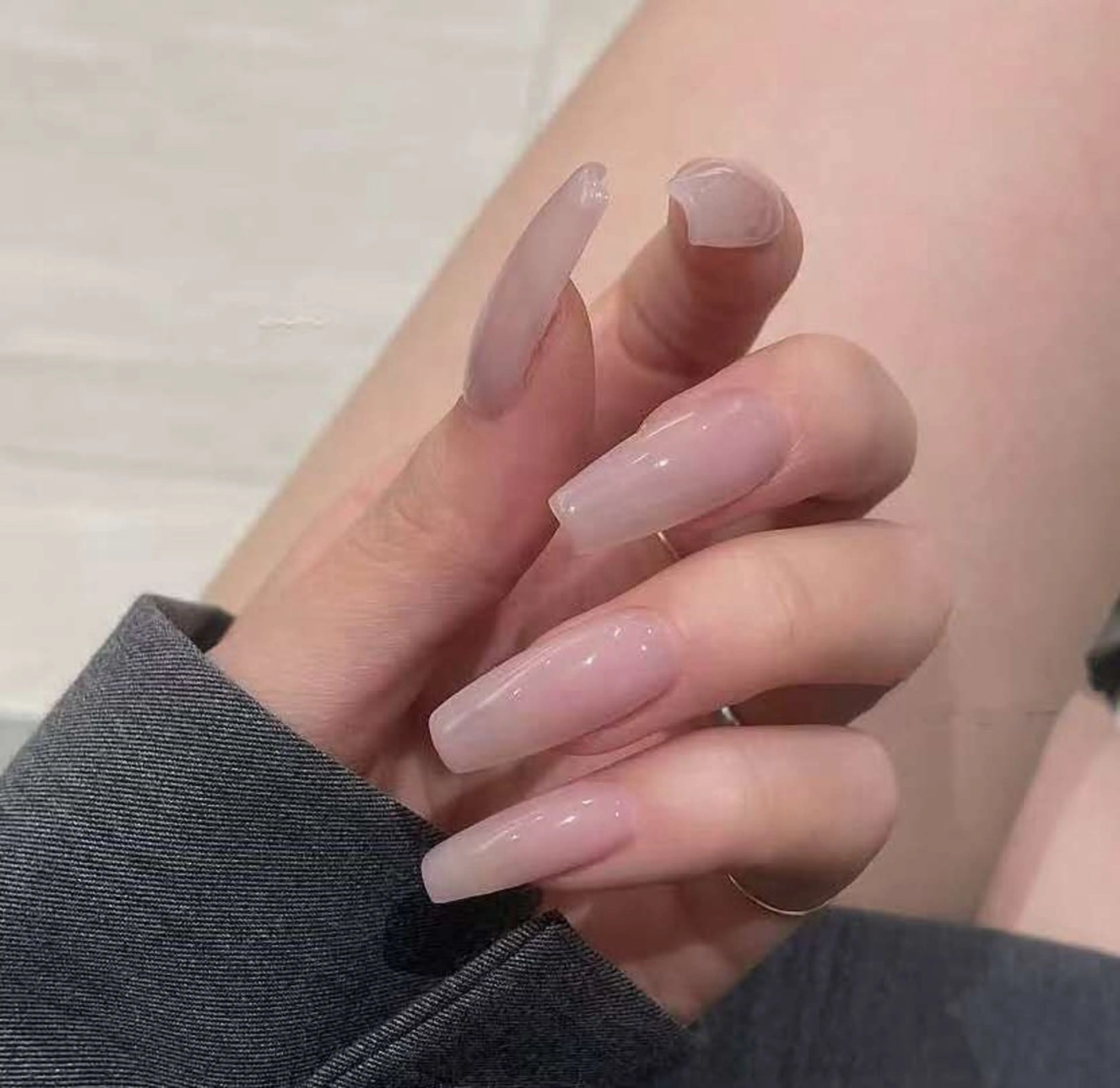 ネイル オーロラネイル フラワーネイル フットネイル フレンチネイル ジェルネイル ハンドネイル 相沢 さやかのネイルデザイン