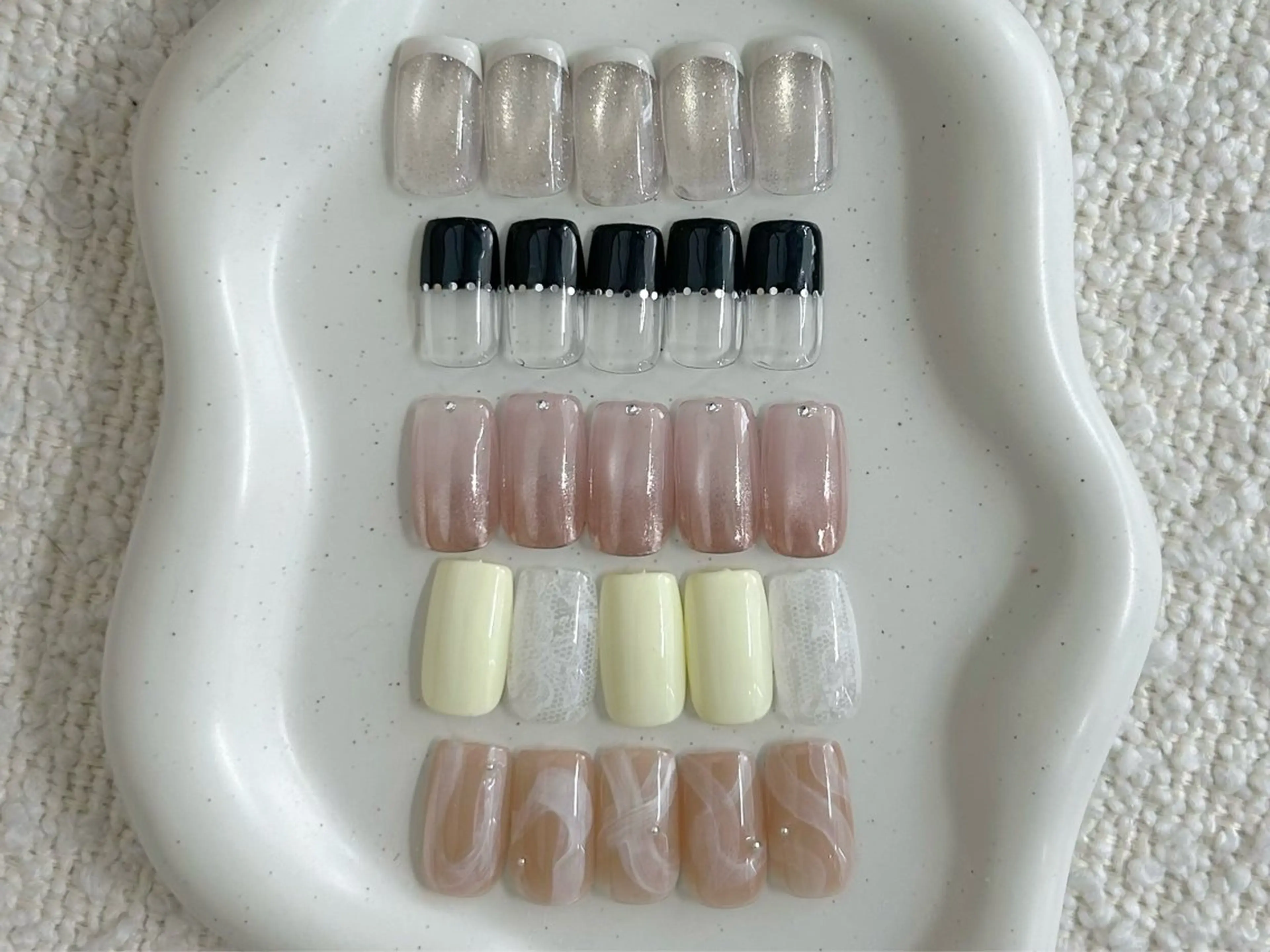 定額デザインsimple🐦‍⬛の写真