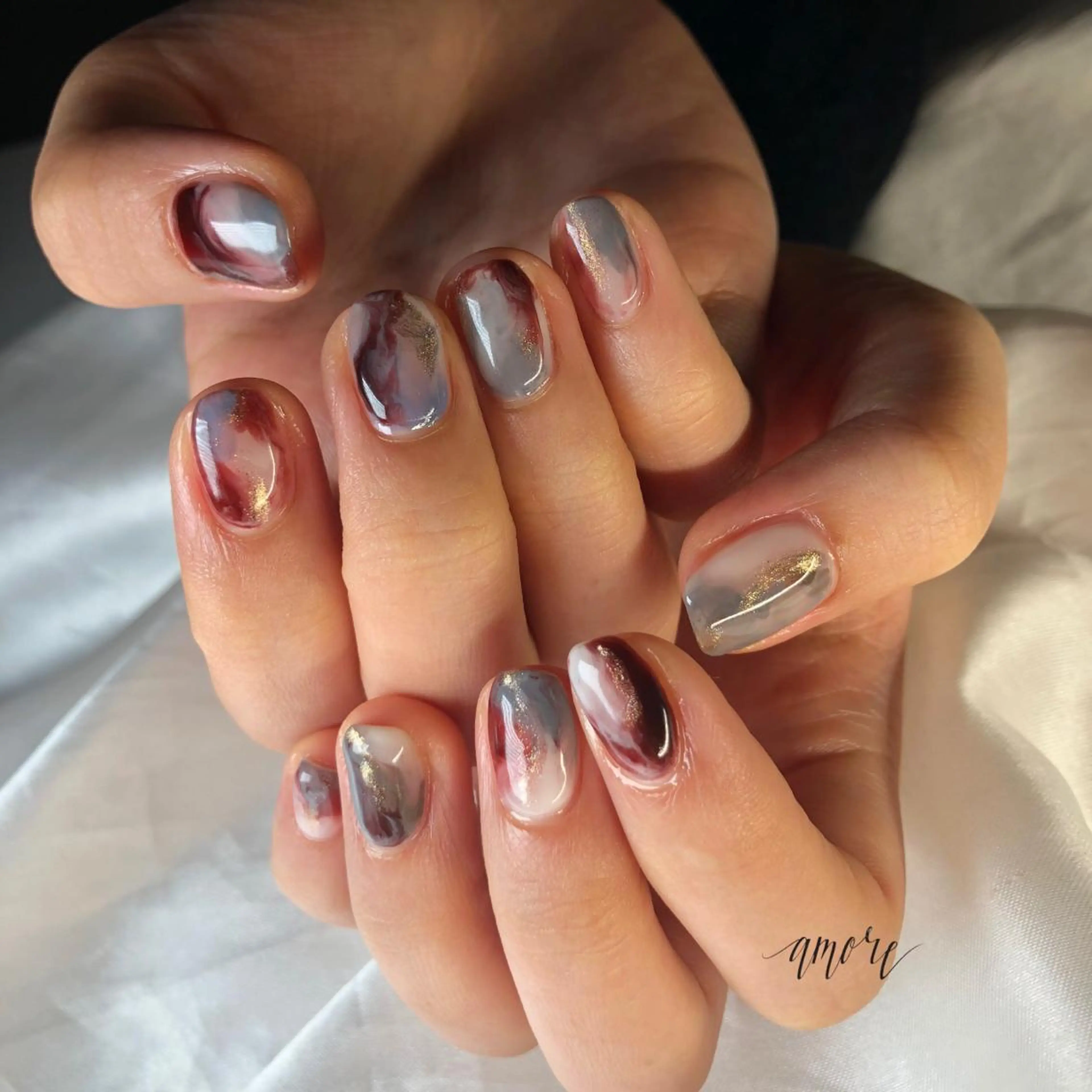 ネイル ジェルネイル 氷ネイル・うるうるネイル マグネットネイル ミラーネイル ニュアンスネイル You kyehwaのネイルデザイン