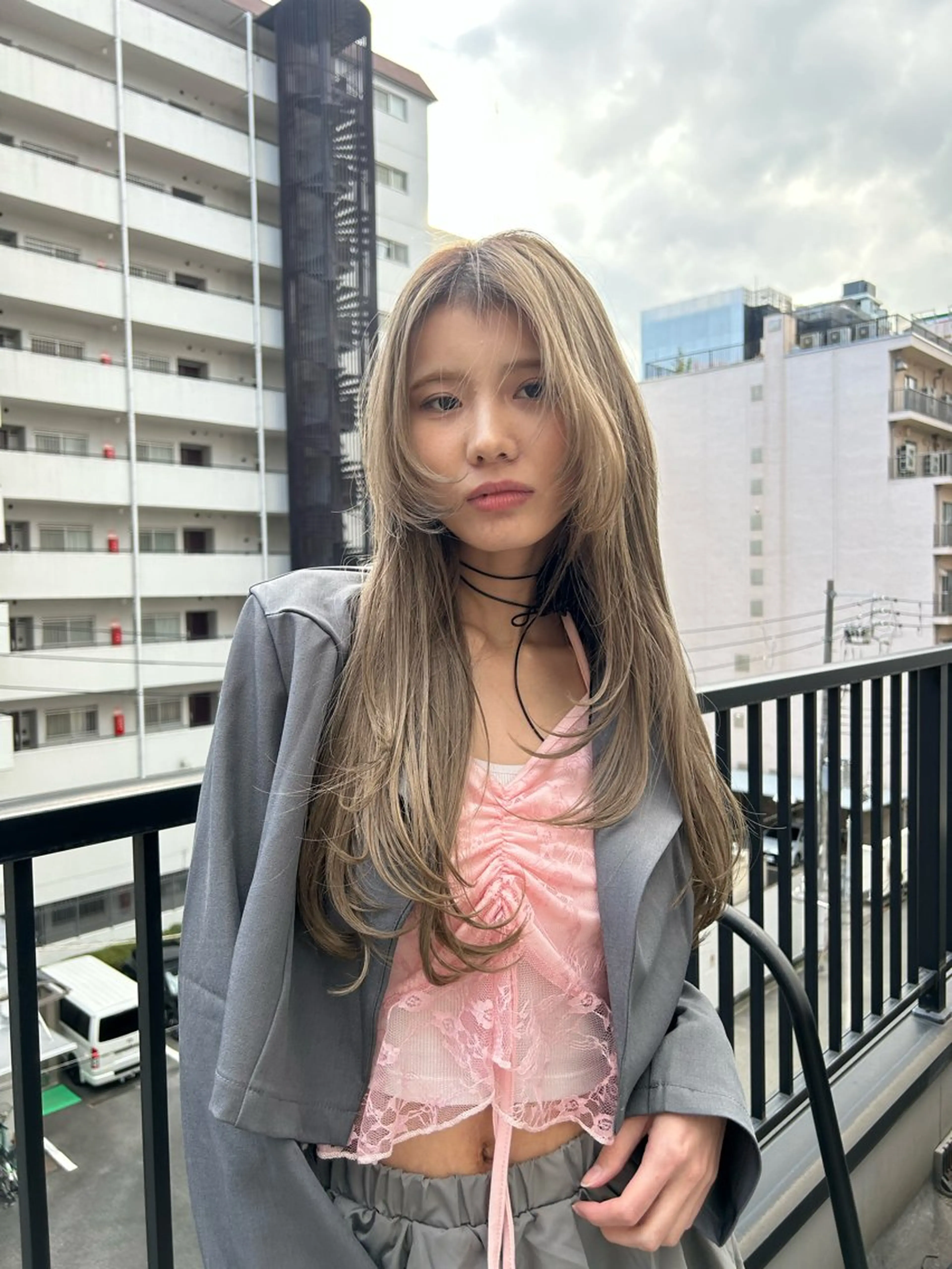 ロング カラー メイ🩰透明感カラー レイヤーカットのヘアスタイル