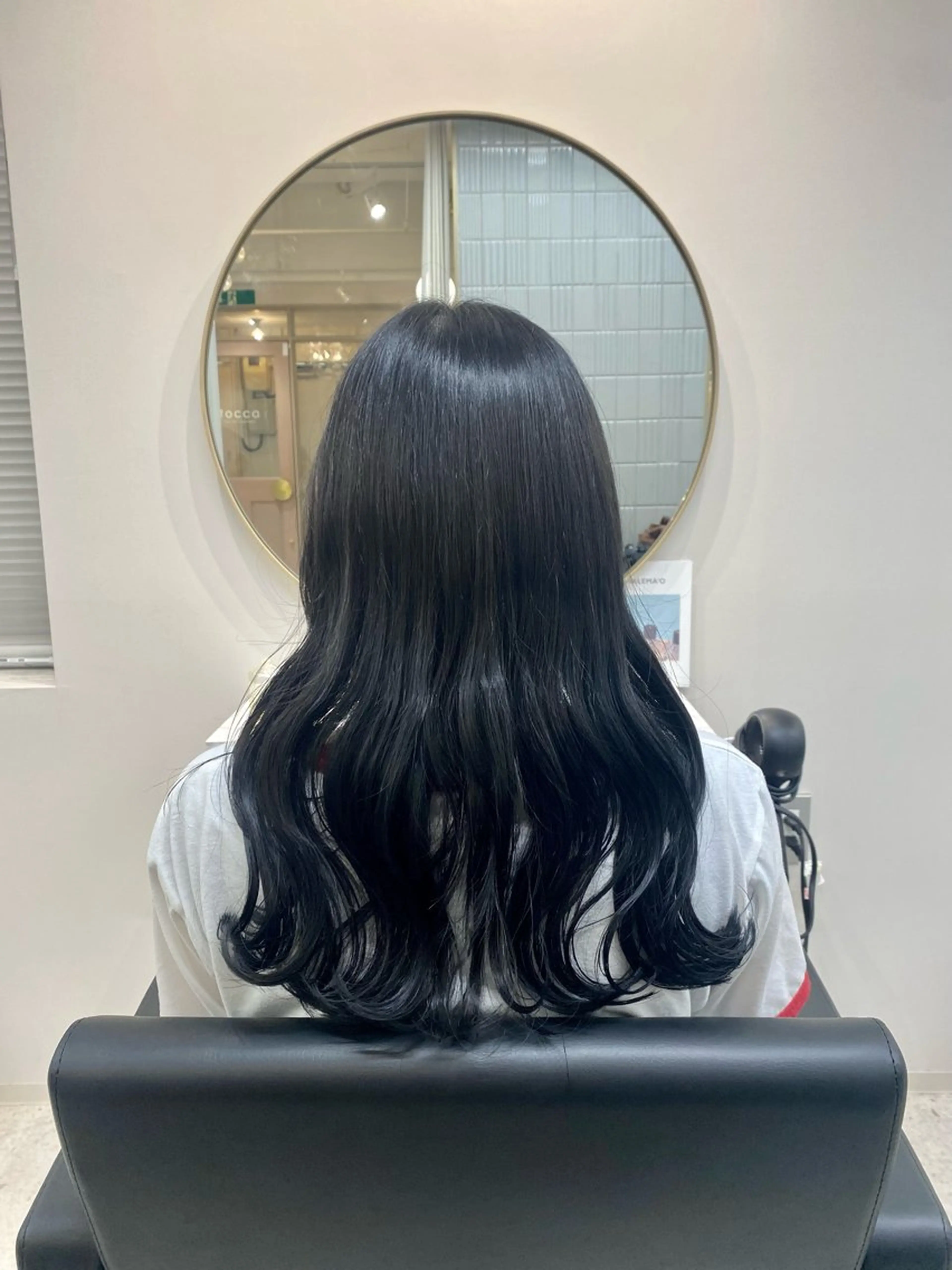 ロング カラー 韓国🇰🇷艶髪 ケアカラーSHURIのヘアスタイル