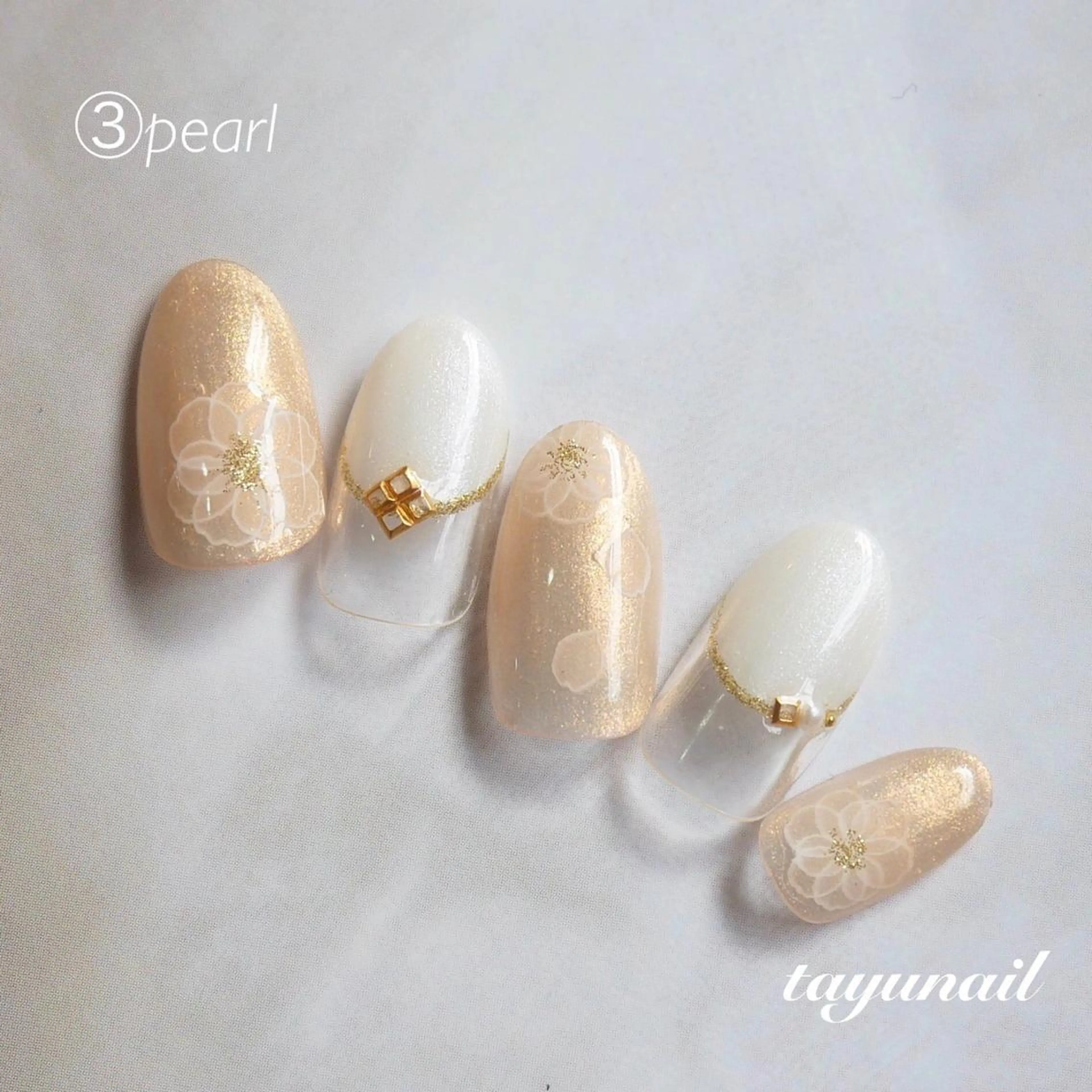 ネイル ブルー フラワーネイル フットネイル フレンチネイル ジェルネイル ネイルサロン 【たゆnail】のネイルデザイン