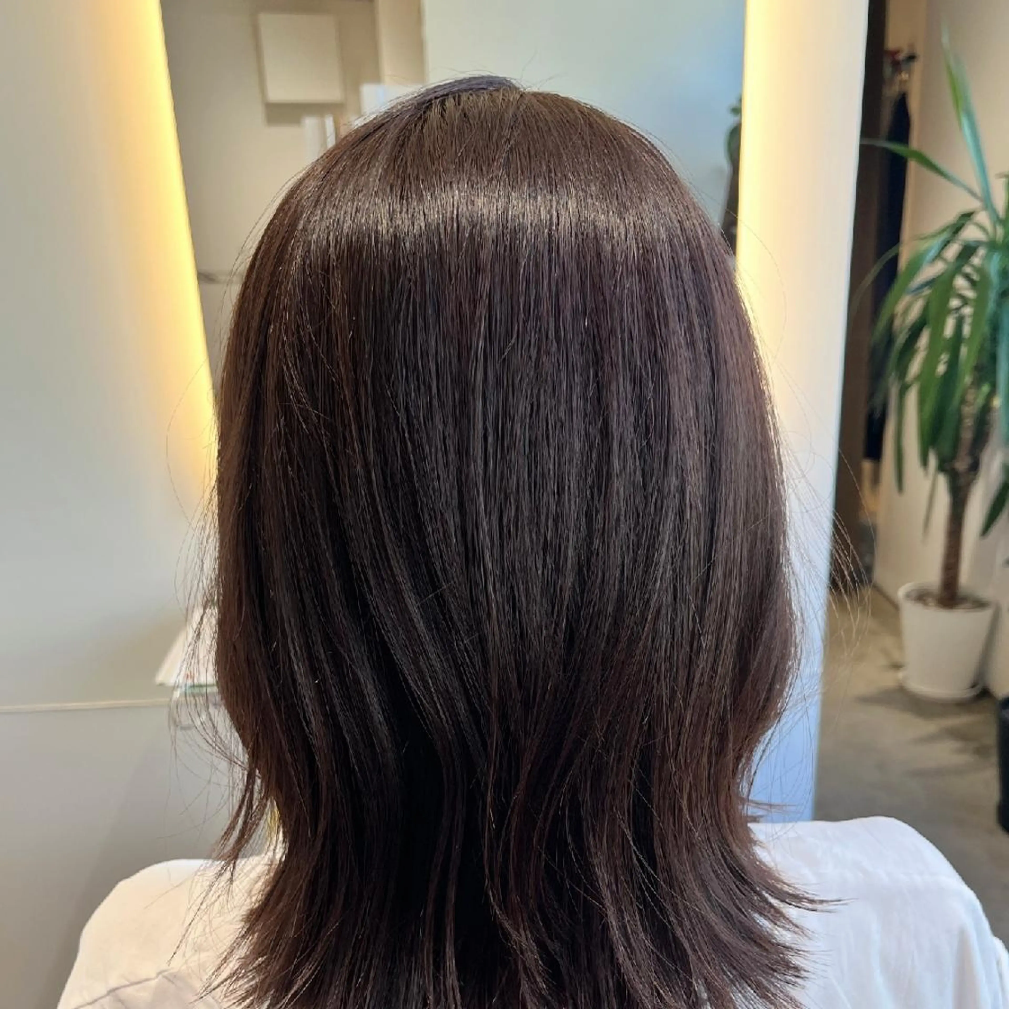 ミディアム カラー ベージュカラー 透明感カラー ラベンダーカラー ラベンダーベージュ オーガニックカラー カット ヘアカラー トリートメント 中野渡 真利那のヘアスタイル