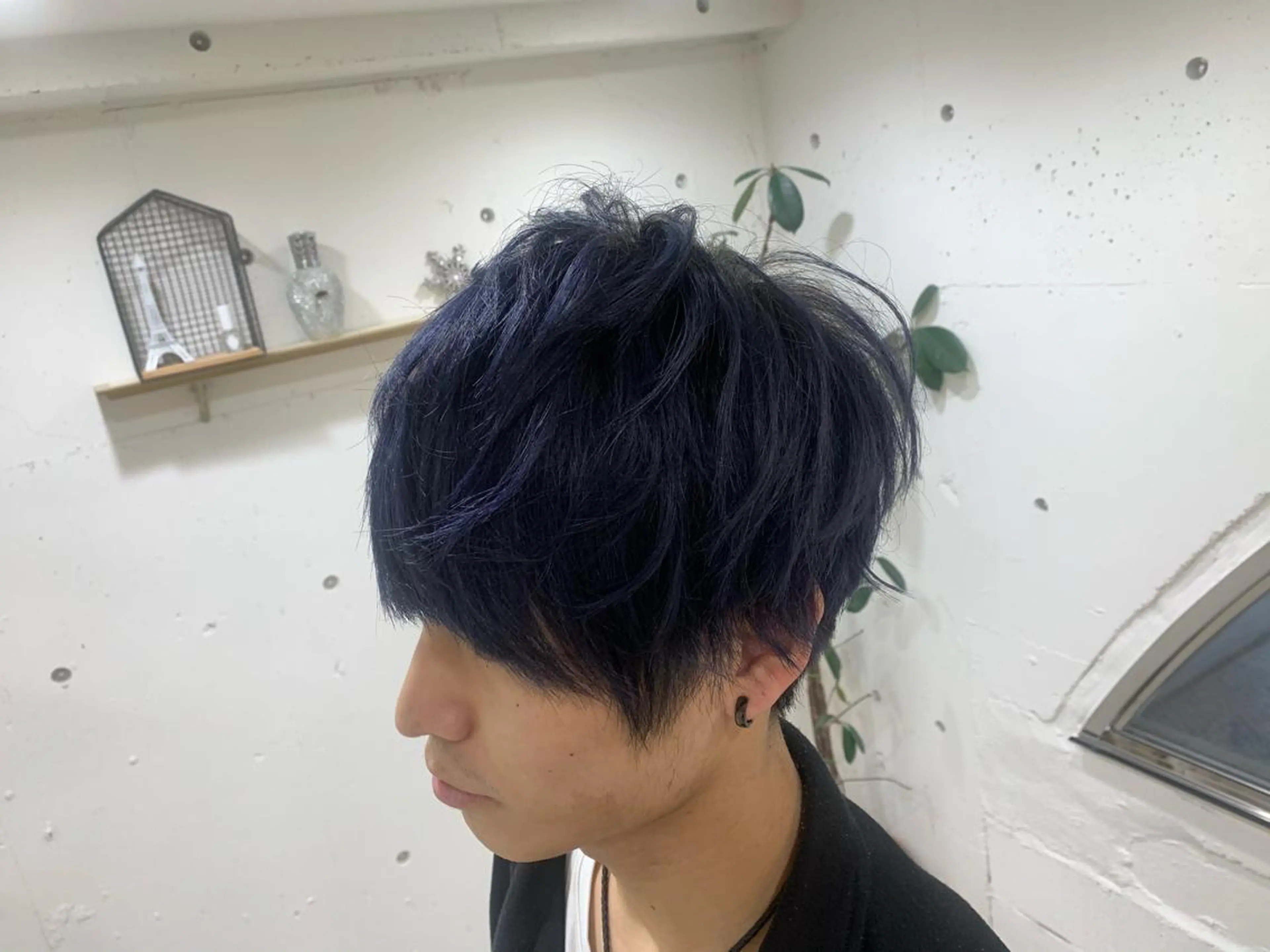 ショート カラー メンズ メンズブリーチ ブリーチ ネイビーカラー ヘアカラー トリートメント 🍑艶髪✖️暖色系 ✨momoka🍑のヘアスタイル