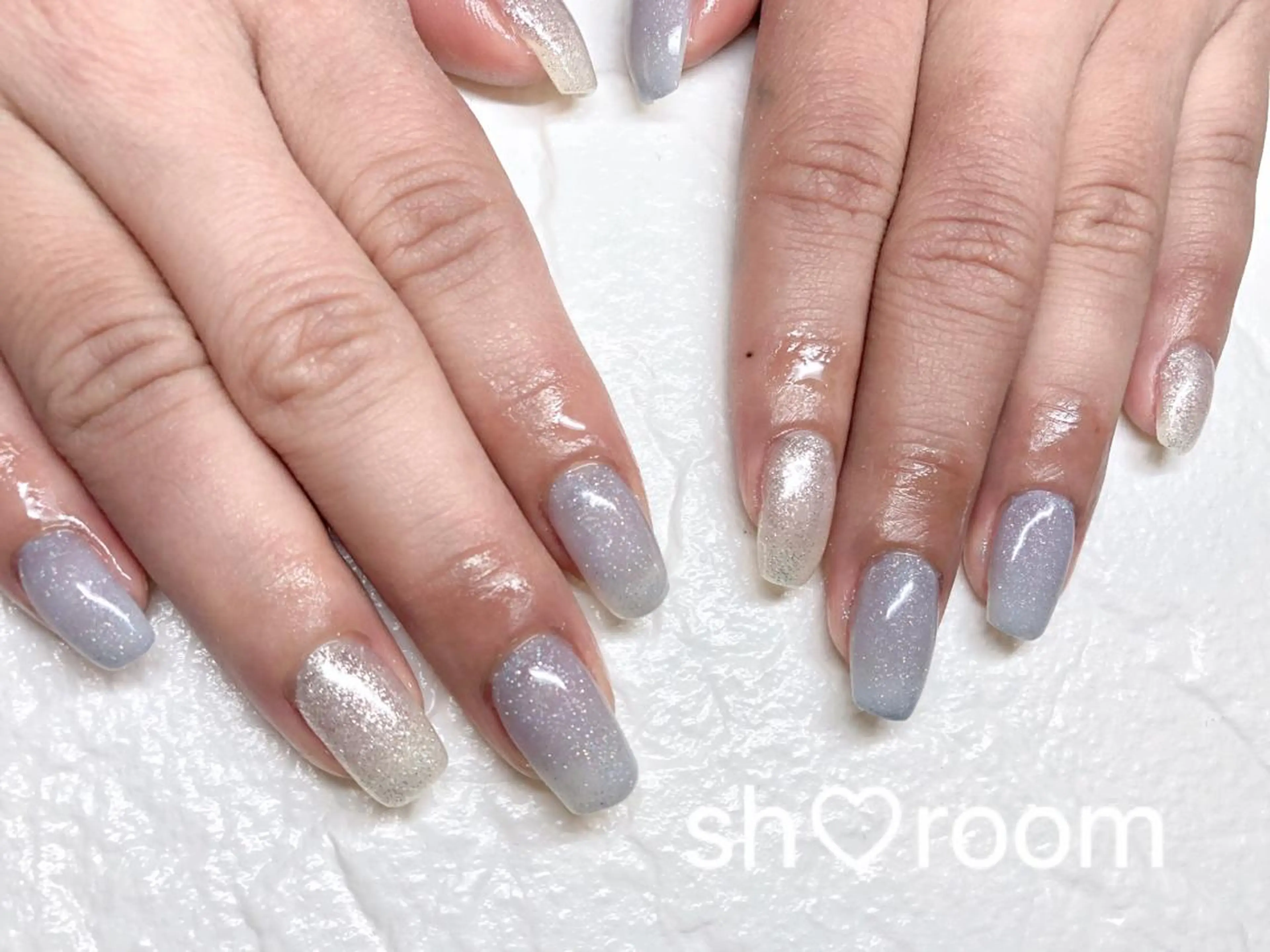 ネイル ブルー キラキラネイル 韓国ネイル ラメ(グリッター) ミラーネイル Nail salon Ruuのネイルデザイン