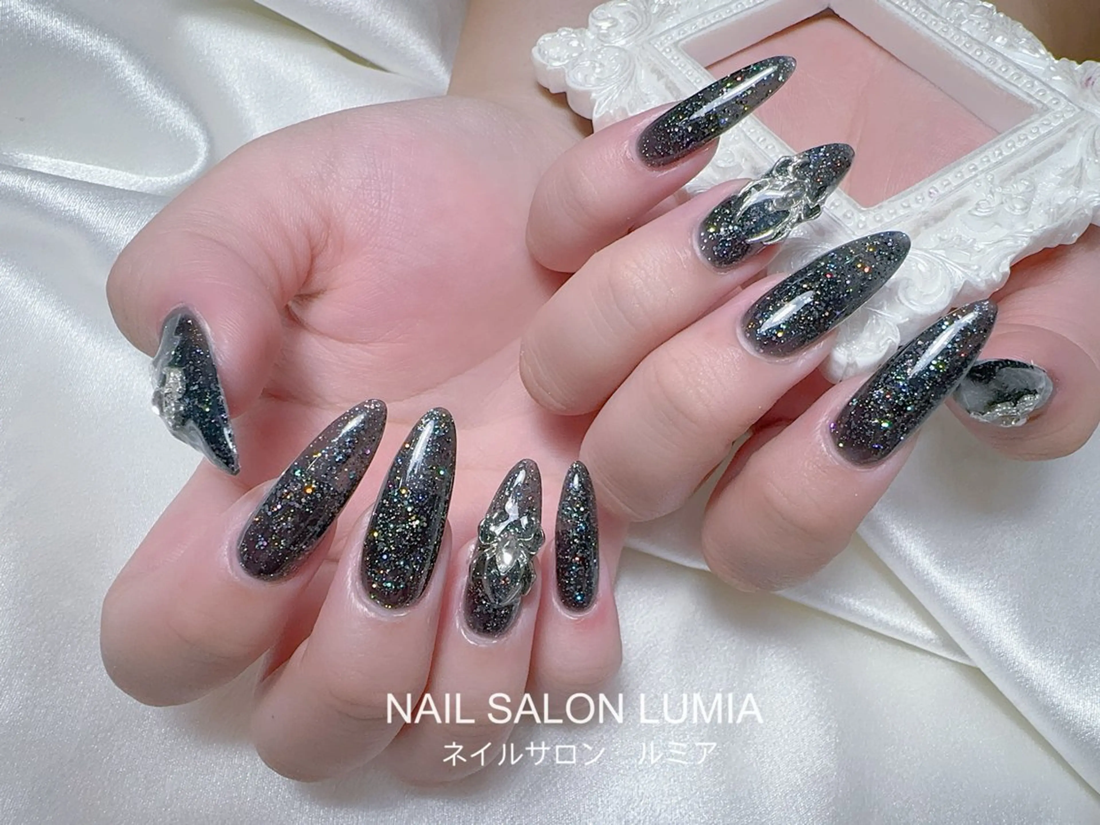 ネイル ハンドネイル ネイルサロン ルミア Lumia 店長のネイルデザイン