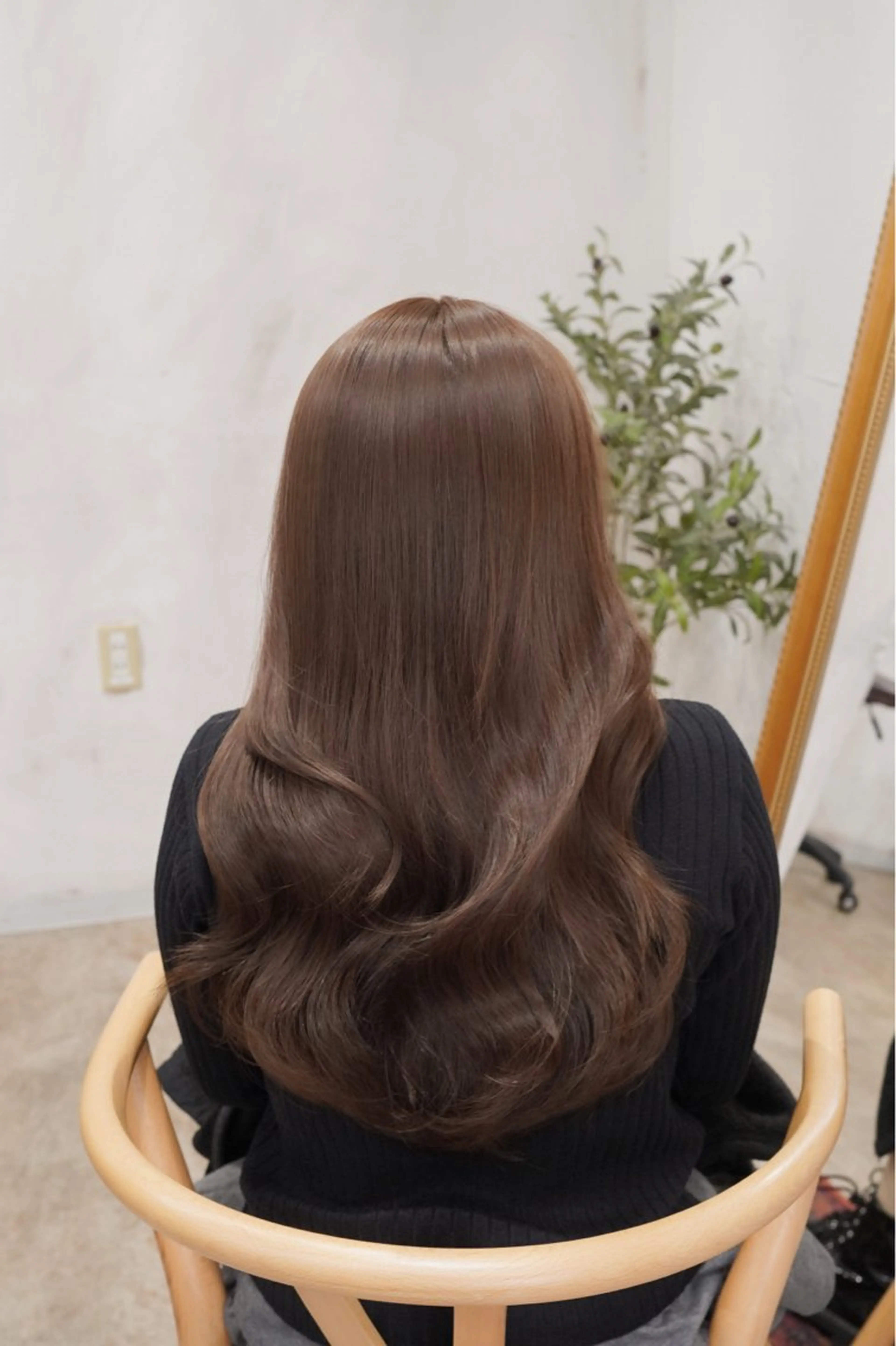 ロング カラー ベージュカラー ヘーゼル ヘアカラー トリートメント 🪞透けヘア髪質改善 艶ベージュ/nagiのヘアスタイル