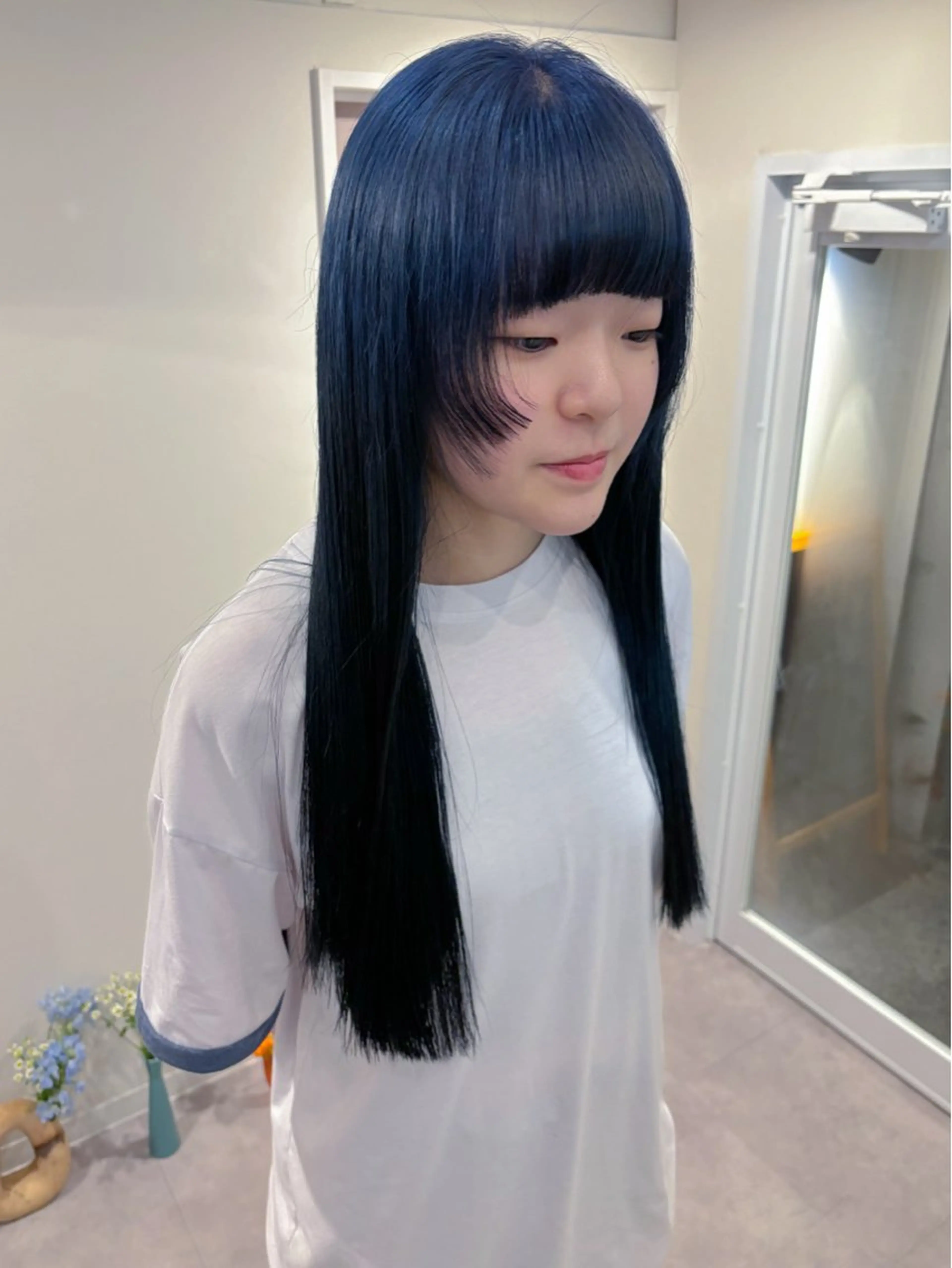 ロング カラー ブルーカラー カット ヘアカラー 🩵izu 🩵のヘアスタイル