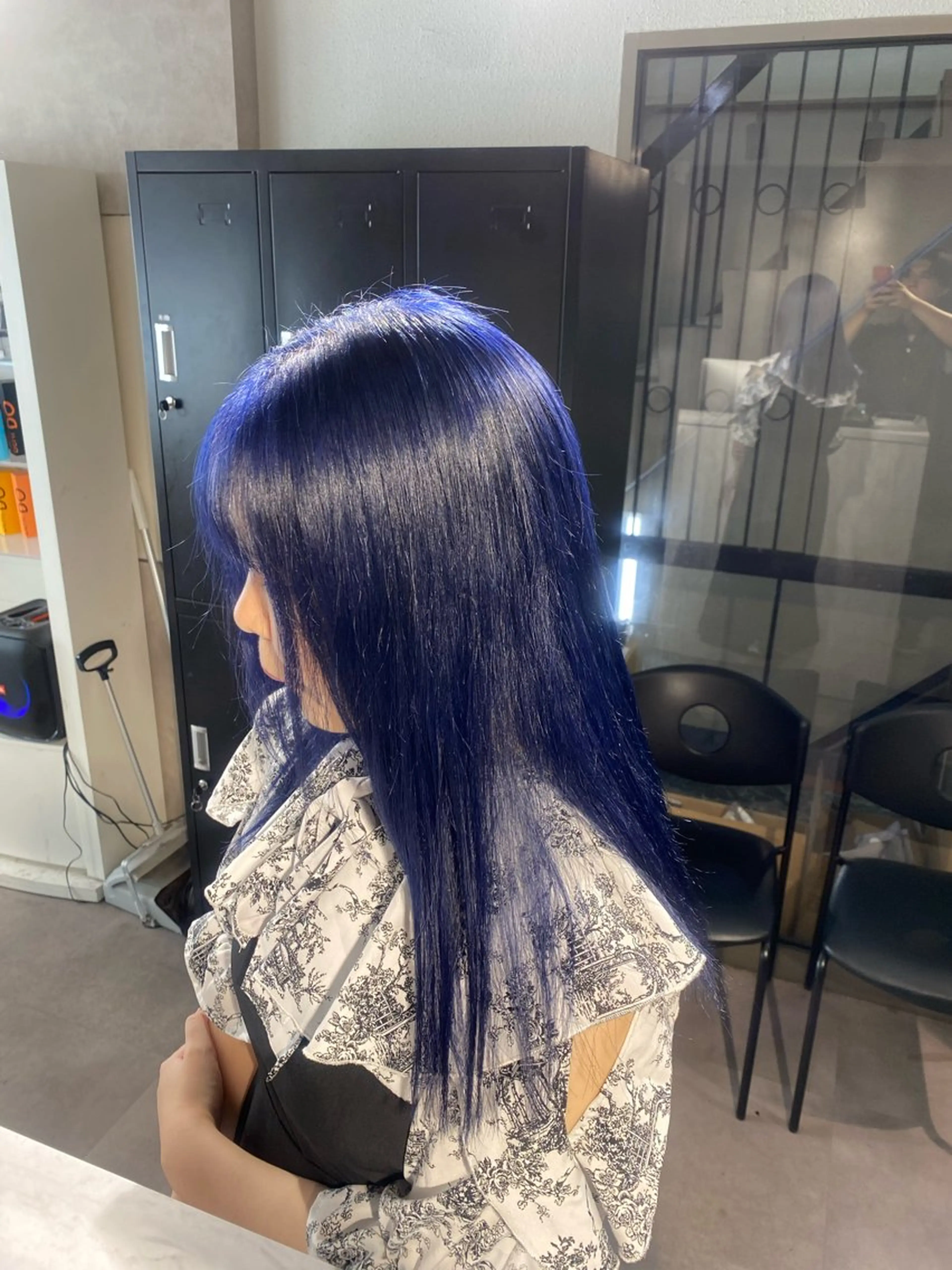 カラー ブルーカラー ネイビーカラー ヘアカラー ヘアセット Seleneコウキ ブリーチ/ハイトーンのヘアスタイル