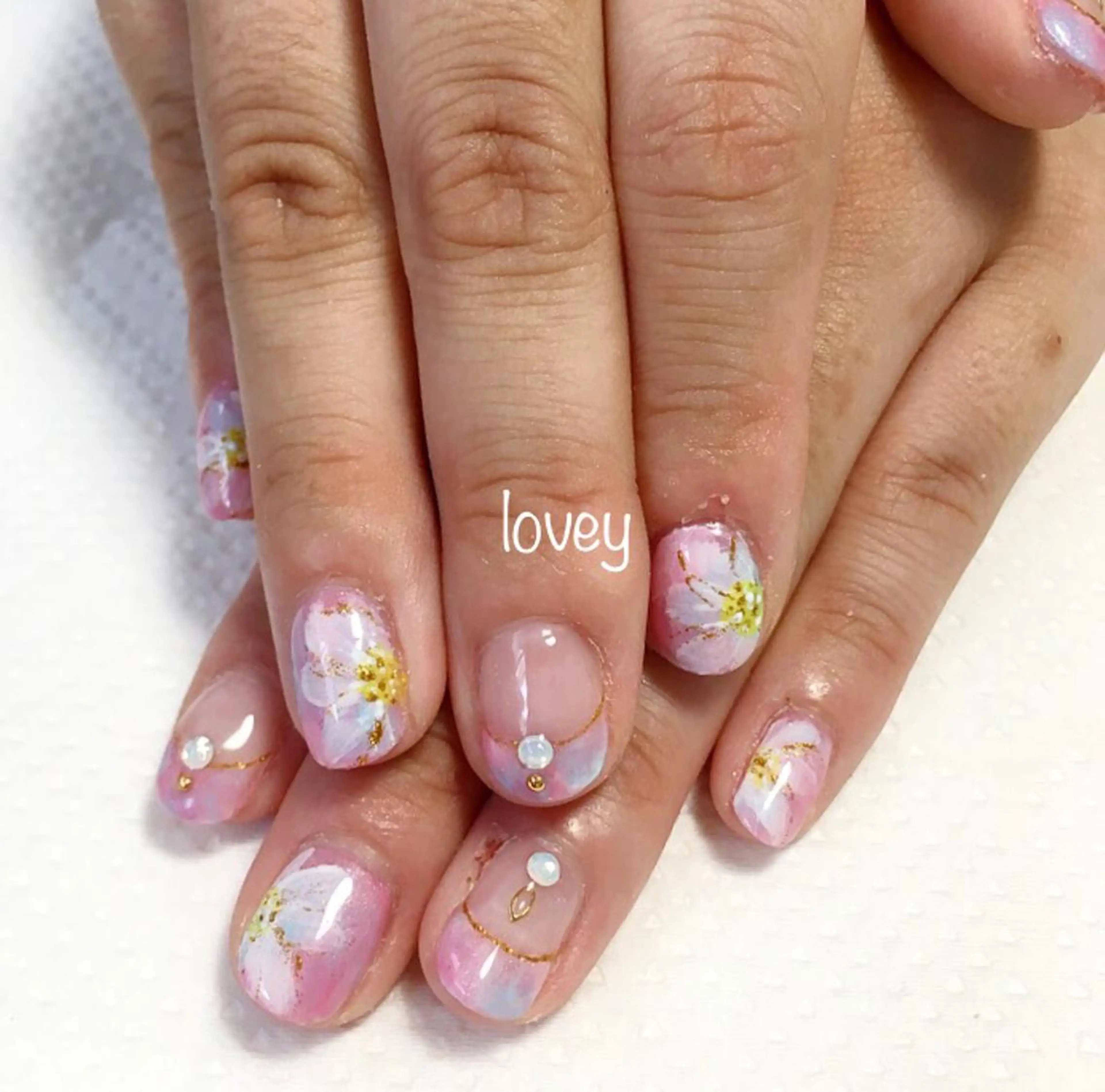 ネイル プライベートサロン loveyのネイルデザイン