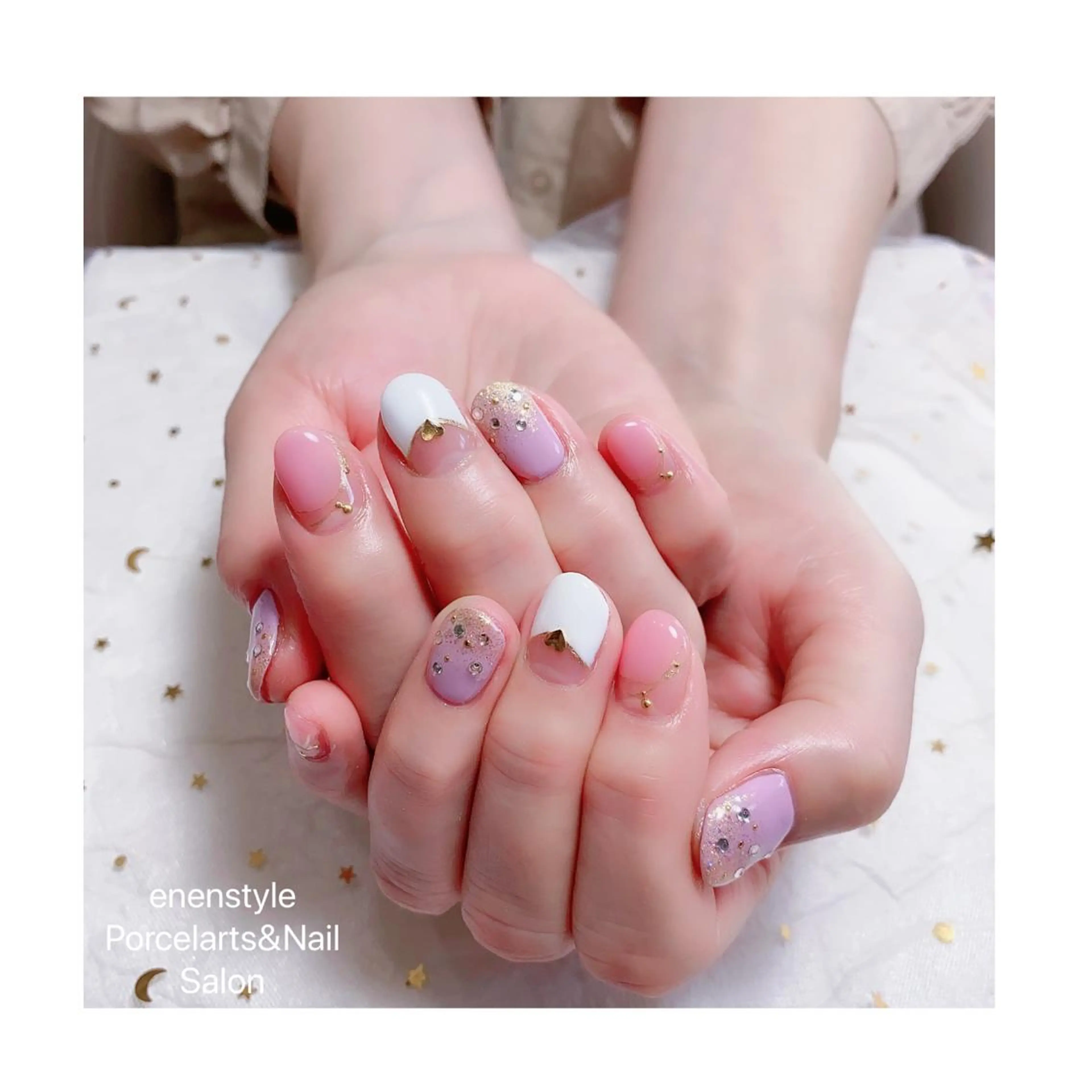 ミディアム ネイル ジェルネイル ニュアンスネイル オフィスネイル ワンカラーネイル パラジェル ハンドネイル 👑enen style👑のネイルデザイン