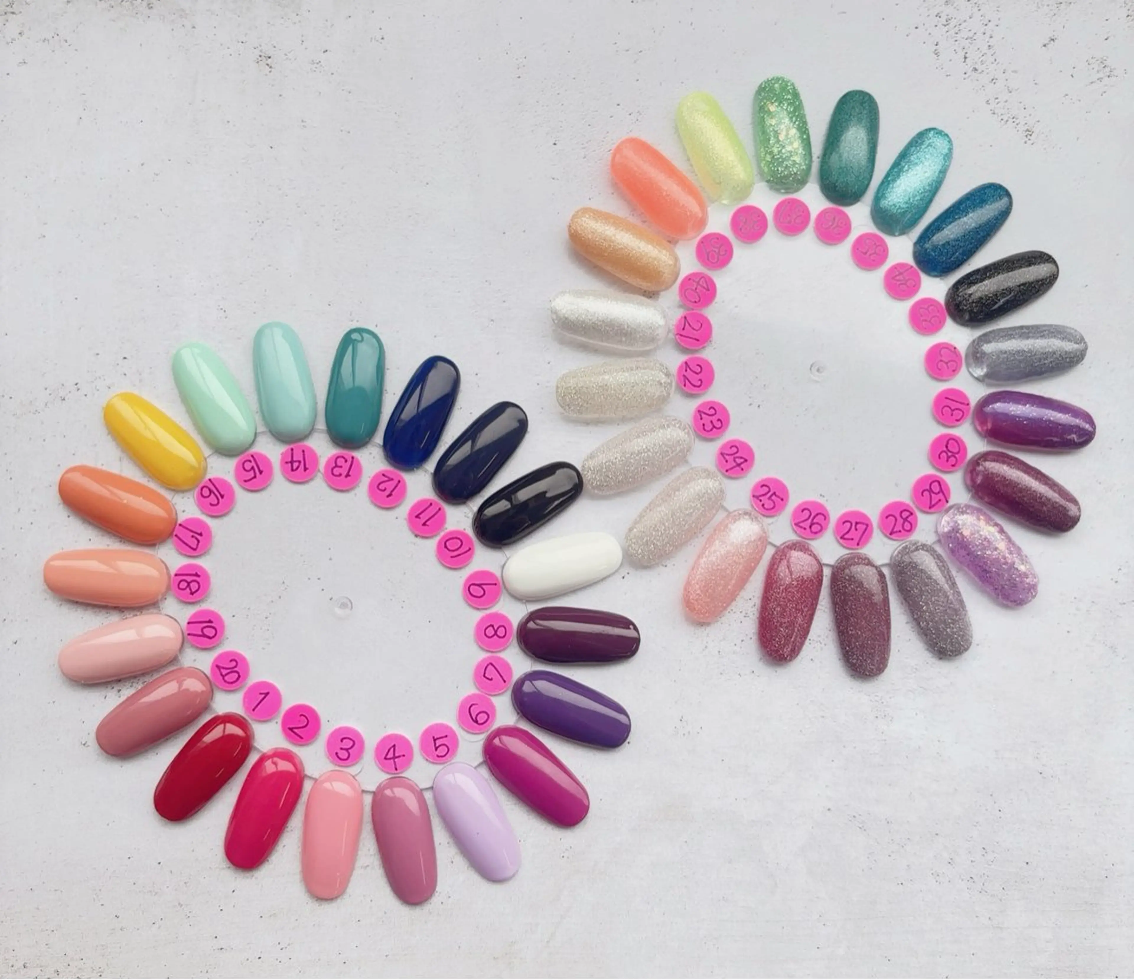 （オフあり）　フレンチ＋ラメラインの写真