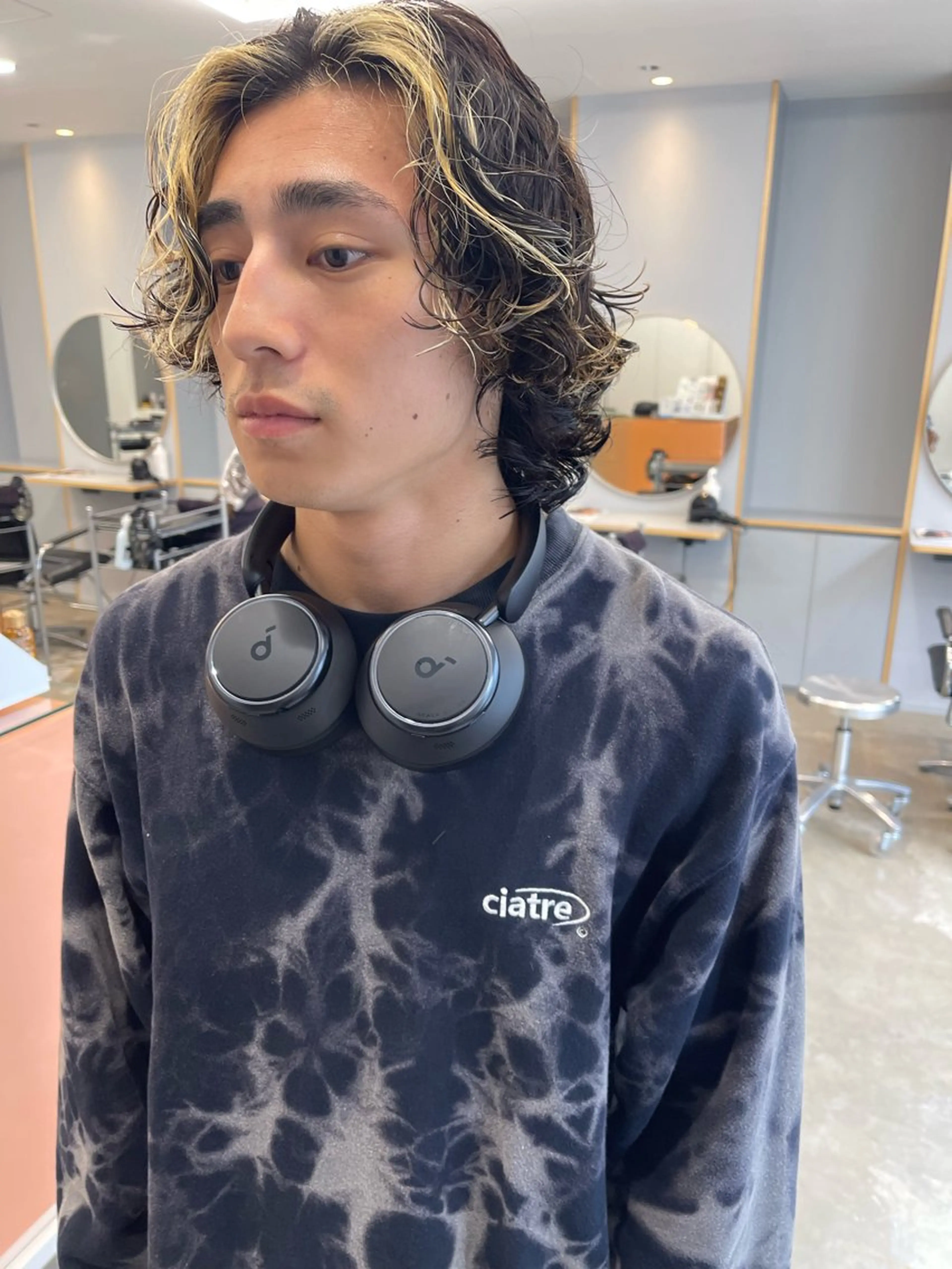 パーマ メンズ カット パーマ トリートメント pole/apartment所属・💓パーマ，💗 レイヤーカットのヘアスタイル