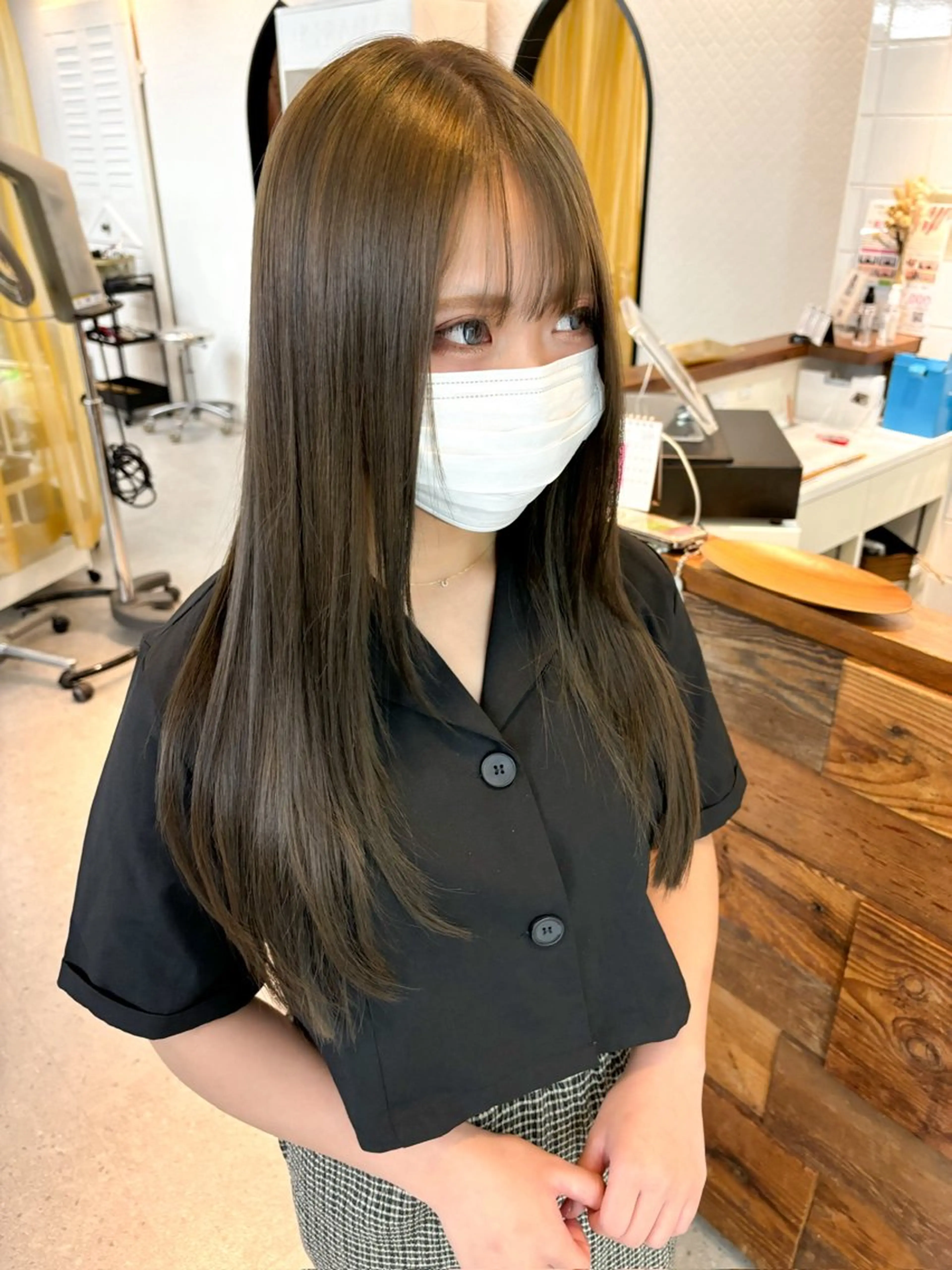 ロング ロングレイヤー 顔周りカット レイヤーカット ロング カット ヘアカラー [仙台髪質改善]小原 弘之のヘアスタイル