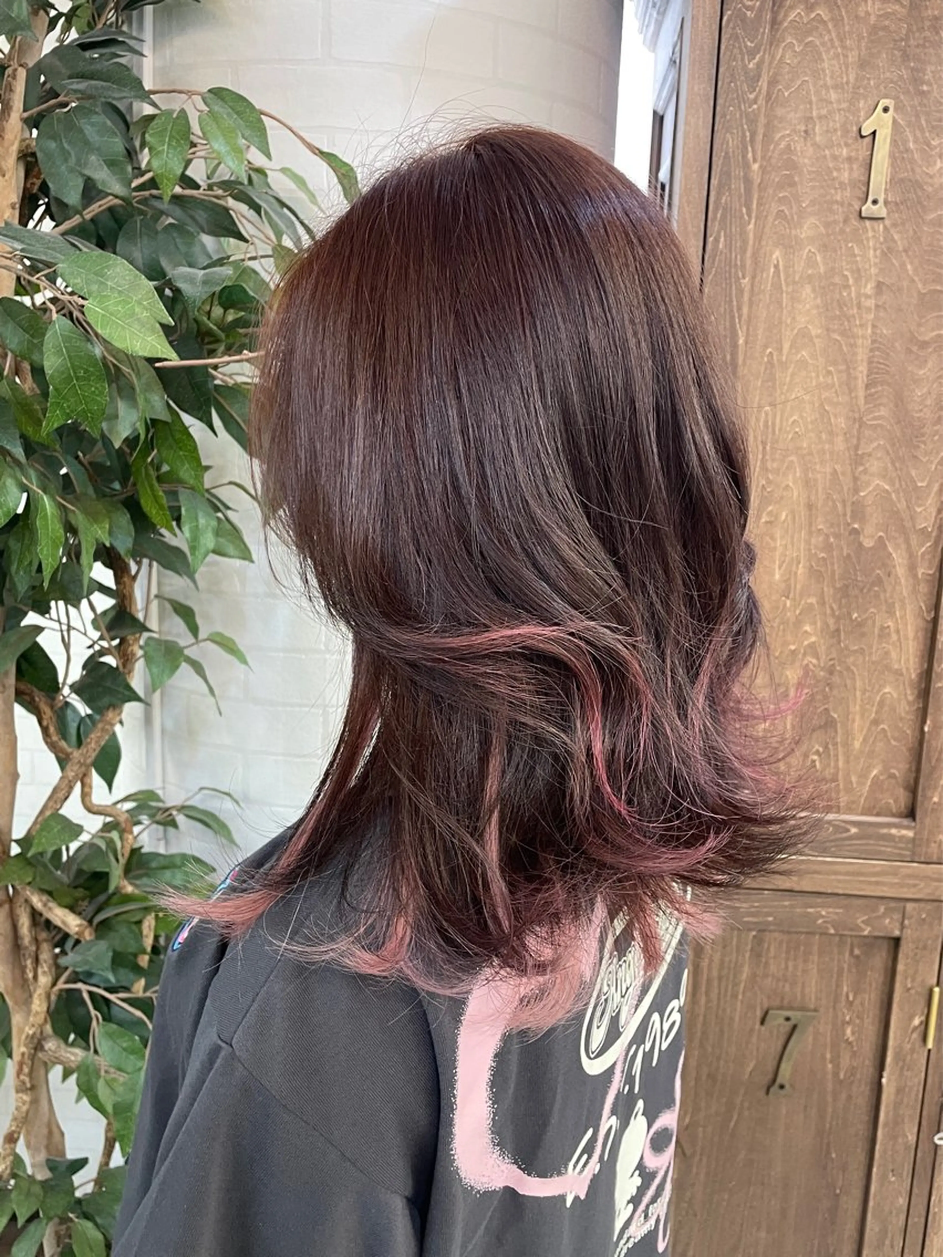 ミディアム エクステ Caracore なんば店のヘアスタイル
