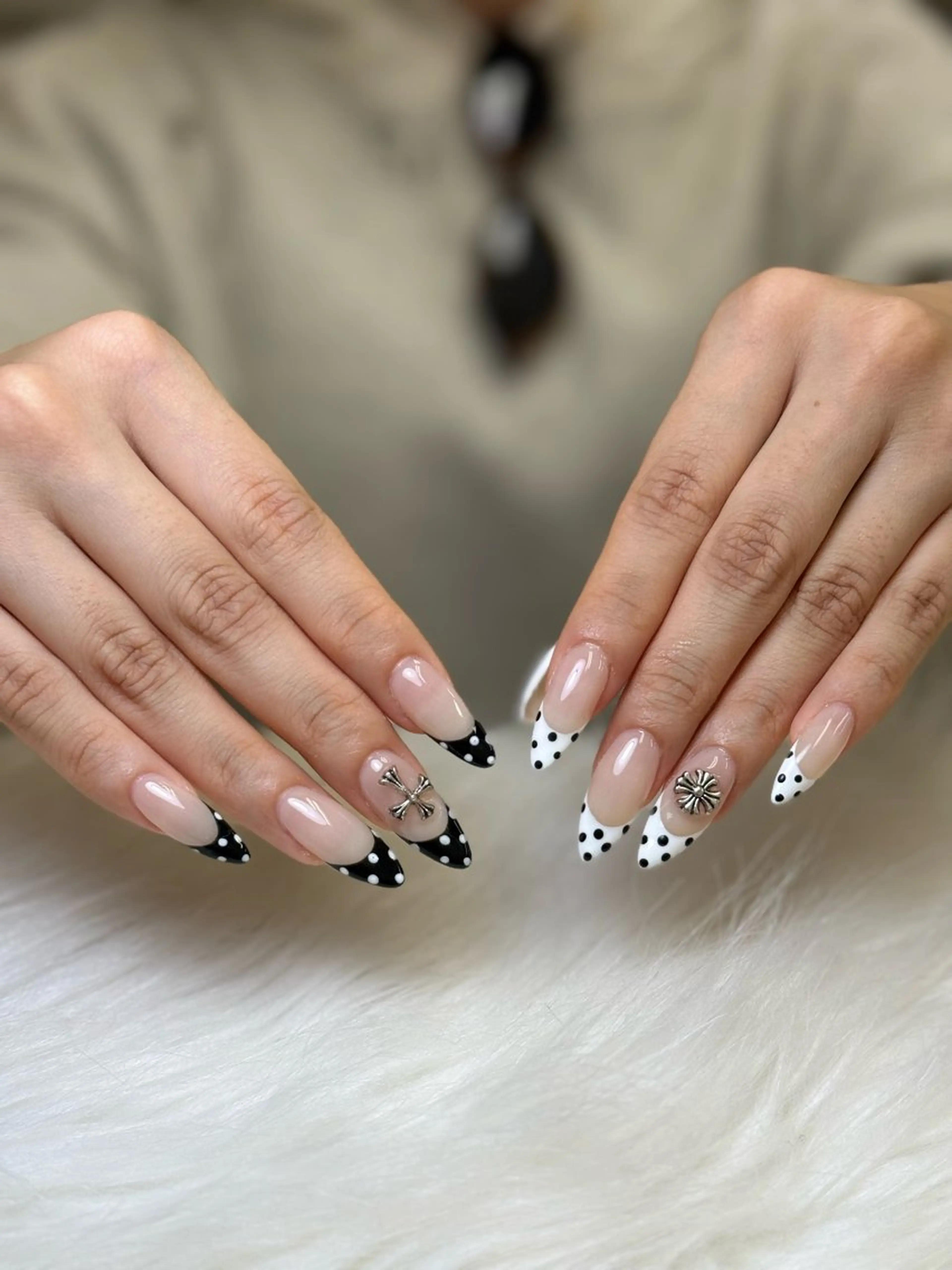 ネイル アートネイル ジェルネイル ガーリー キラキラネイル Nihonthy Nail 新宿所属・Nihonthy Nail 新宿のネイルデザイン