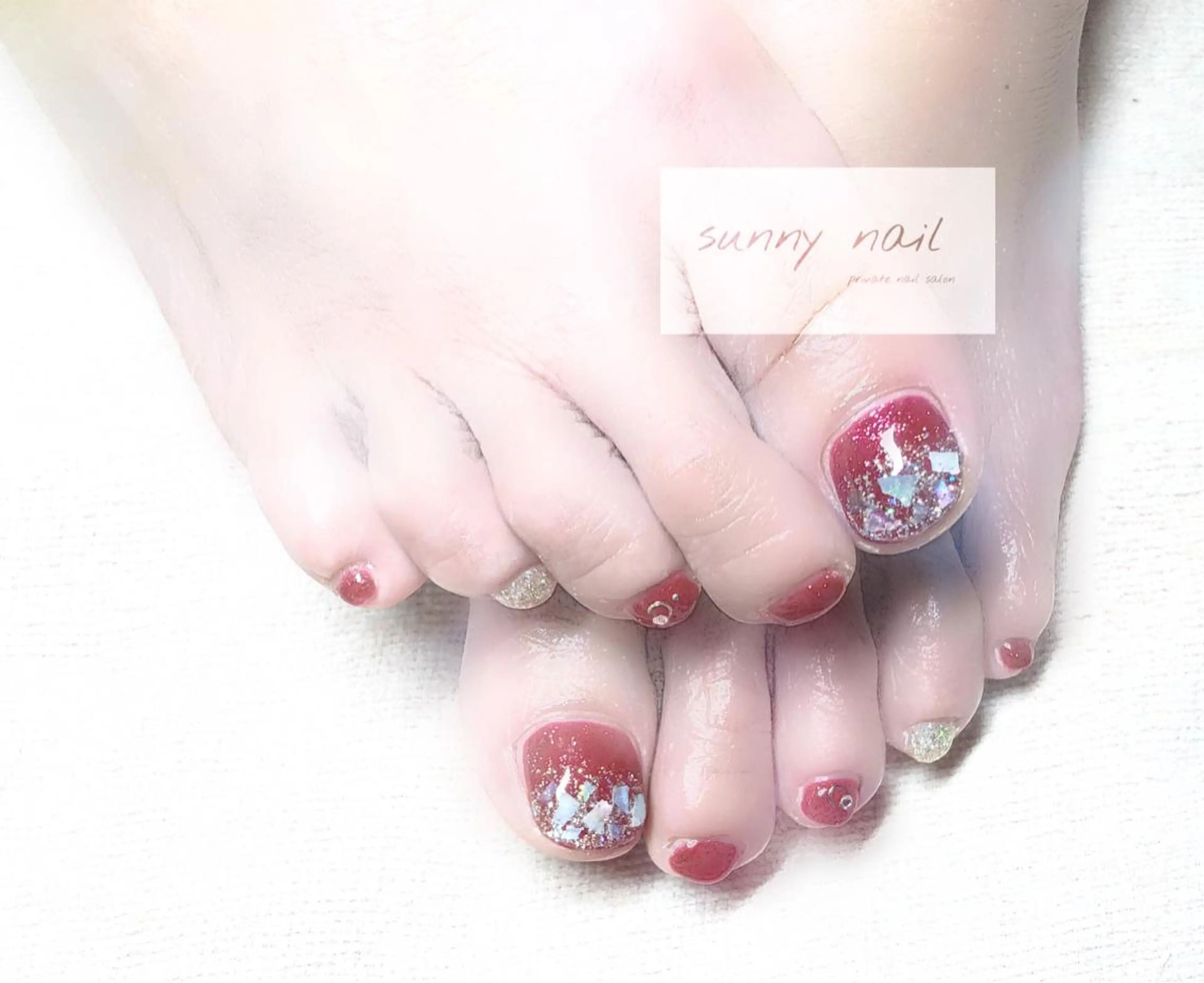 ネイル ボルドー フットネイル ジェルネイル パラジェル sunny nailのネイルデザイン