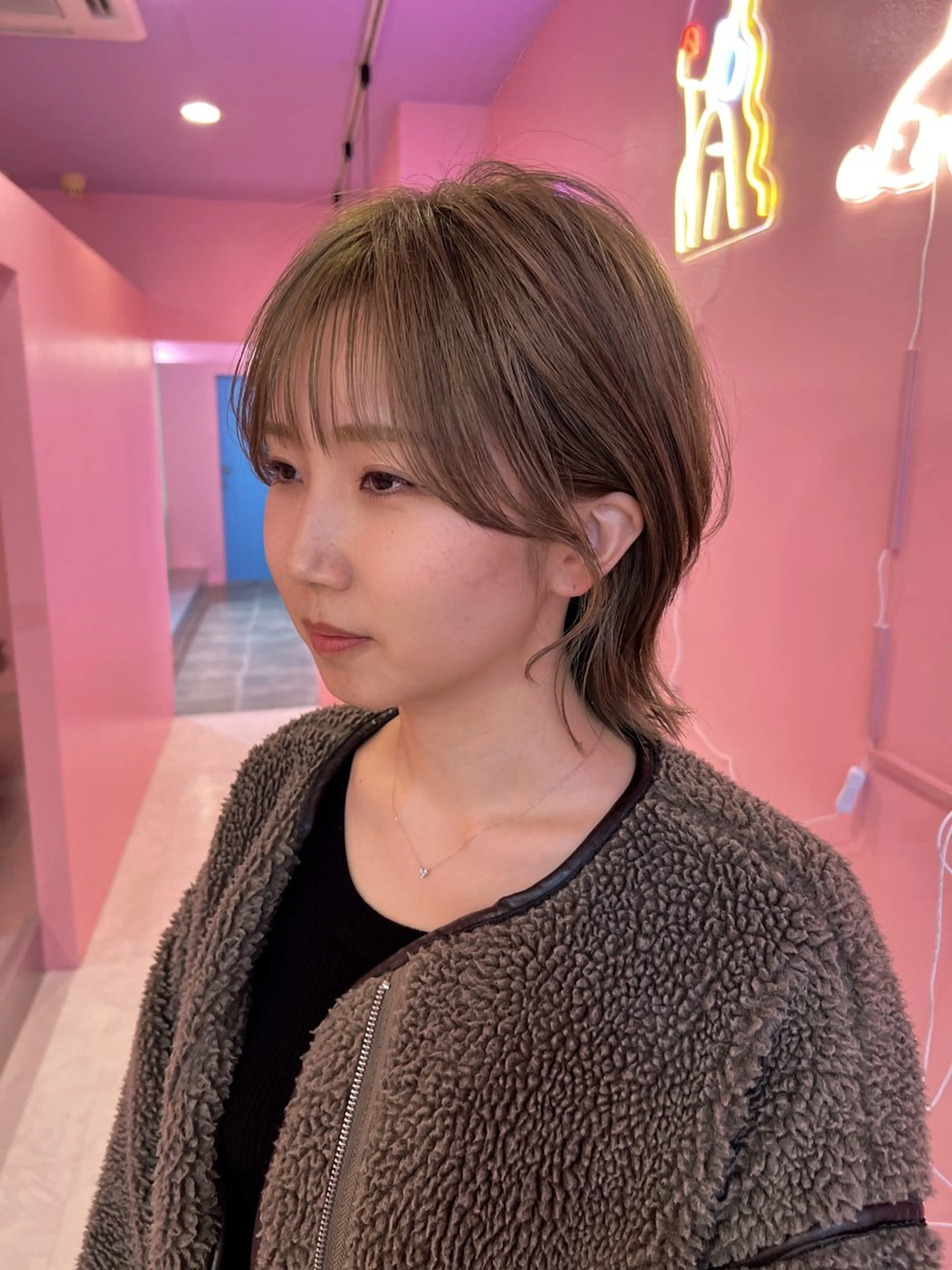 ミディアム カット ヘアカラー トリートメント 紙屋町ショート /ボブ　パーマ河内蓮のヘアスタイル