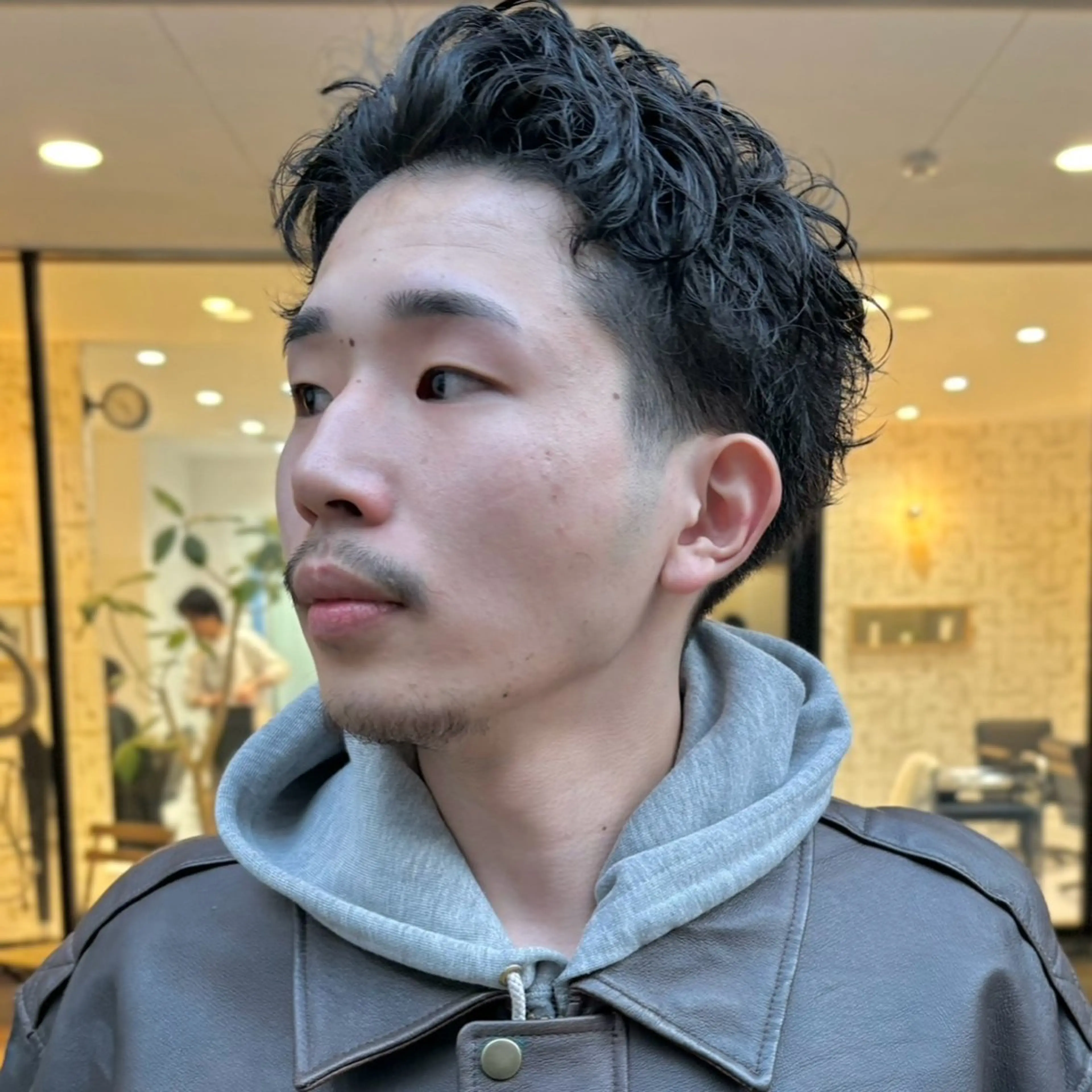 メンズ フェードカット フェザーパーマ メンズパーマ メンズショート スパイキーショート カット 【メンズショート 特化】村斎　伶次のヘアスタイル