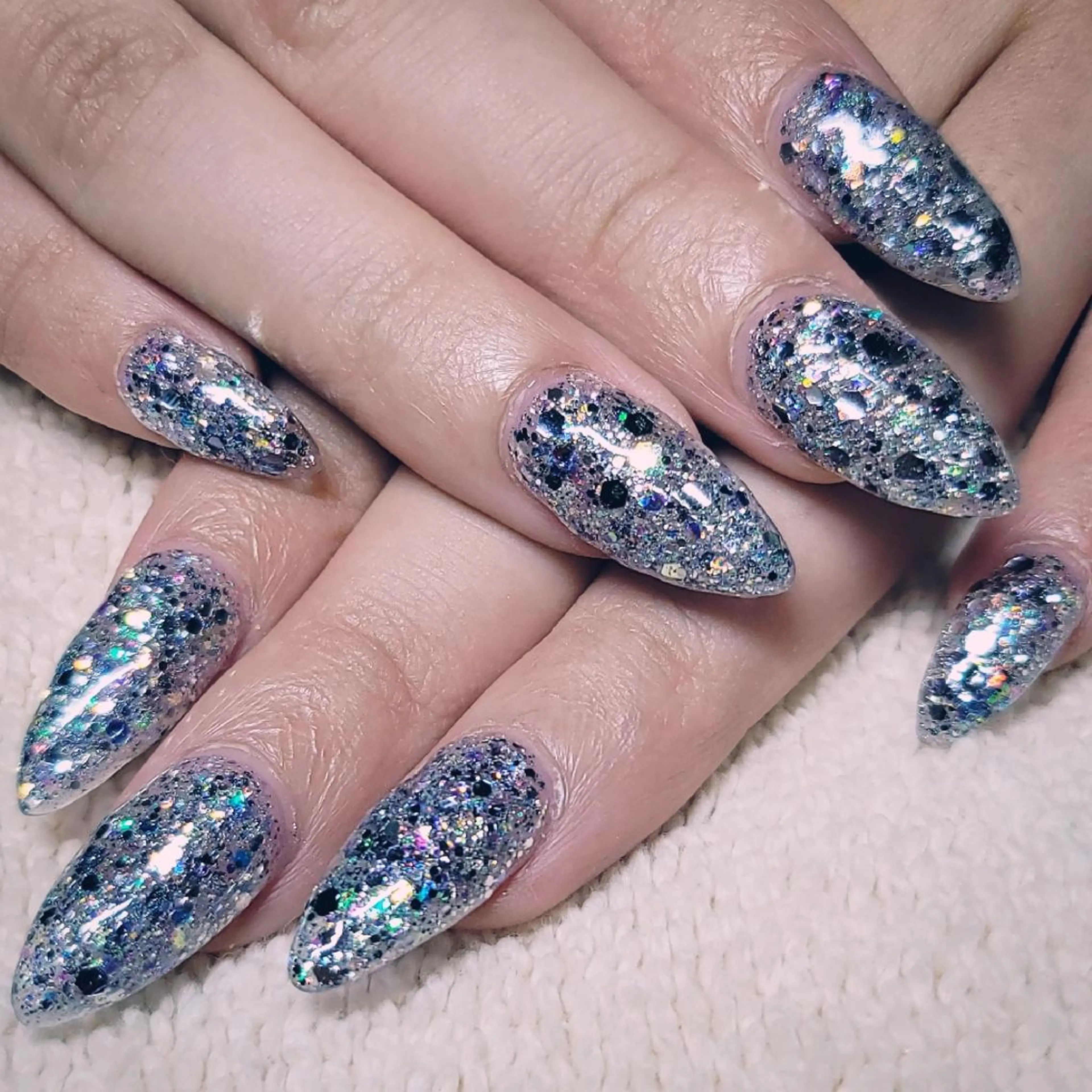 ネイル ブルー ホログラムネイル ラメ(グリッター) ワンカラーネイル シルバー ハンドネイル よしだ ひろきのネイルデザイン