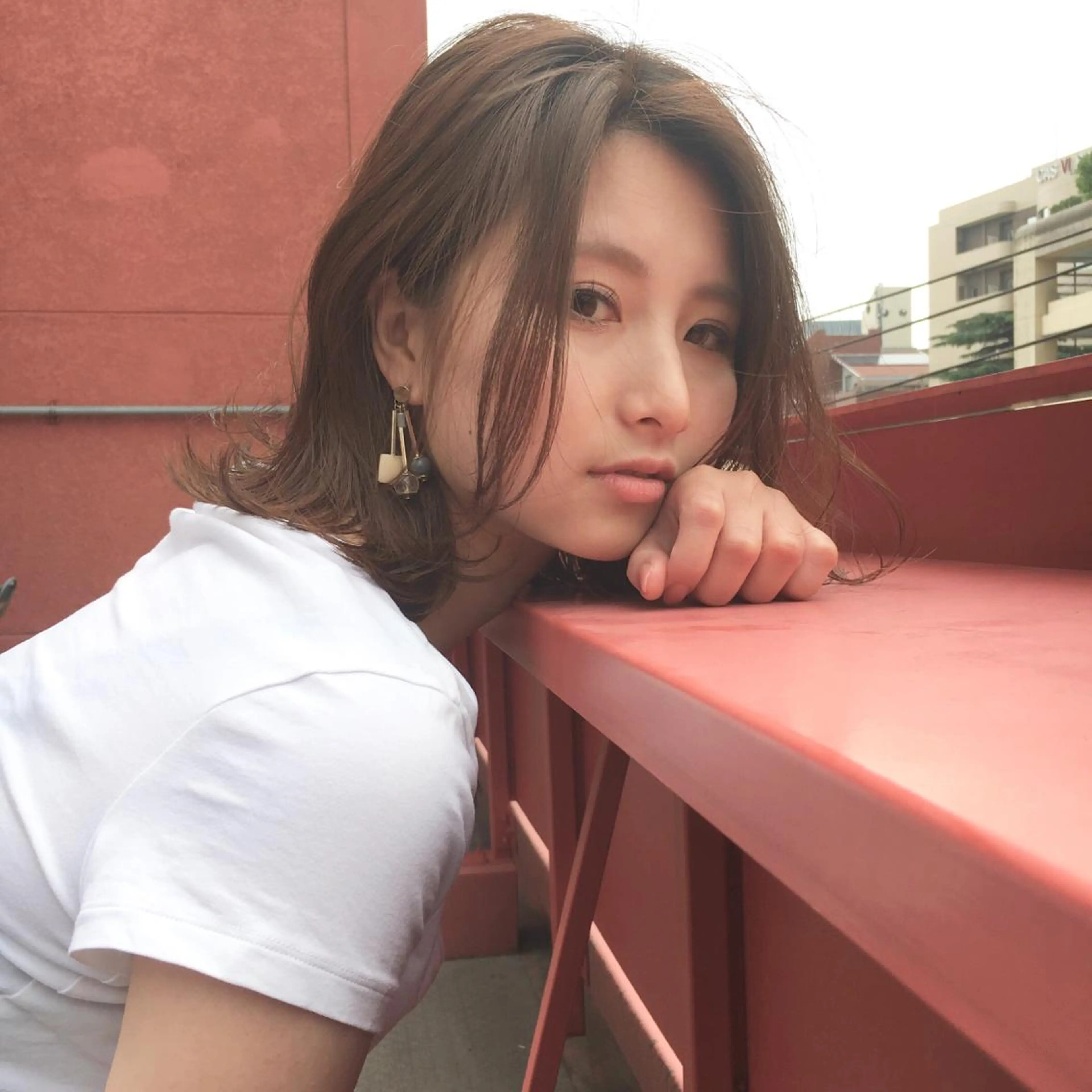ショート カラー ダブルカラー ボブ 外ハネヘア 薬院:今泉/上川美幸 ボブ/顔周りレイヤーのヘアスタイル