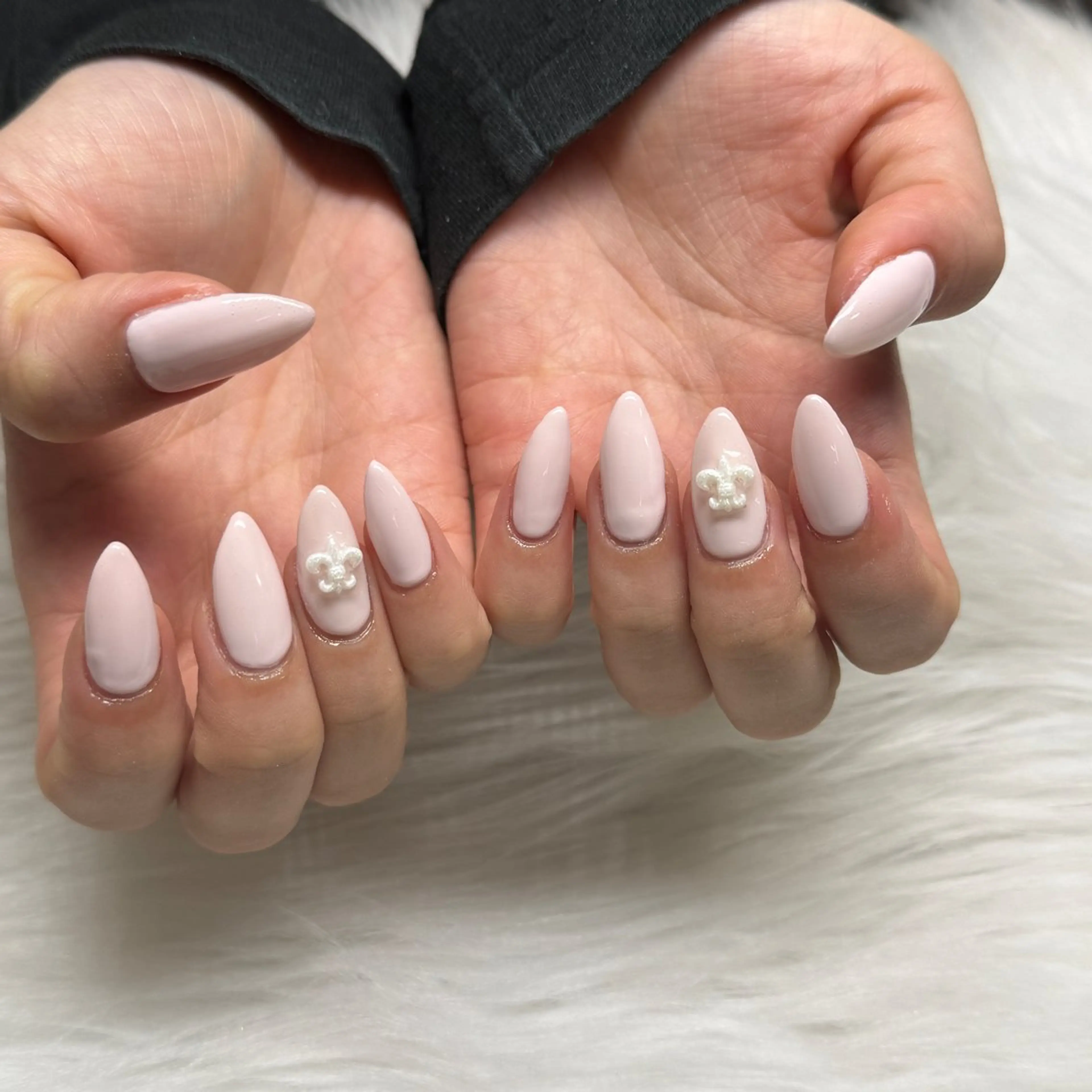 ネイル 💖𝓜𝓲𝓸 /3月予約受付中💖のネイルデザイン