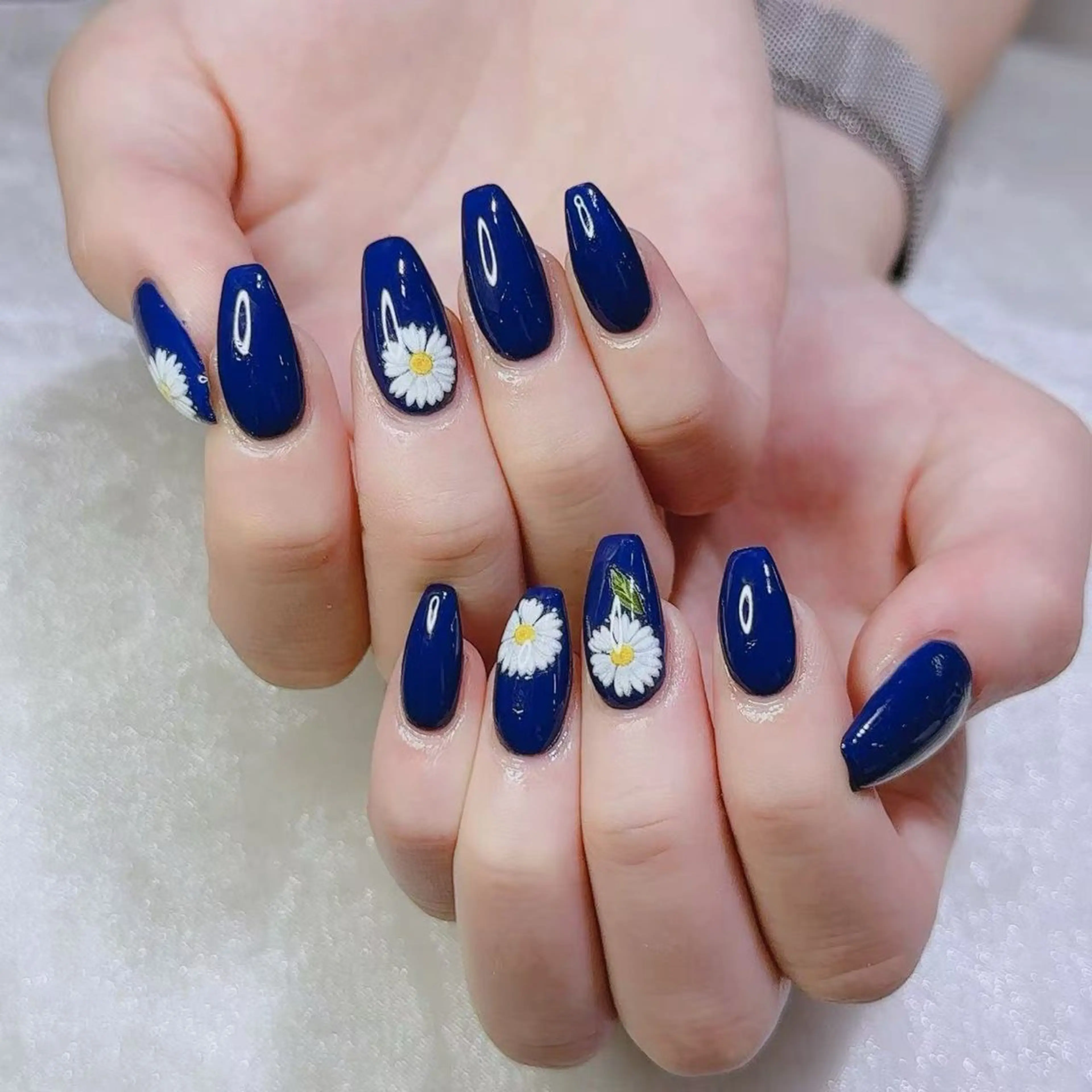 ネイル ハンドネイル Queens マオのネイルデザイン