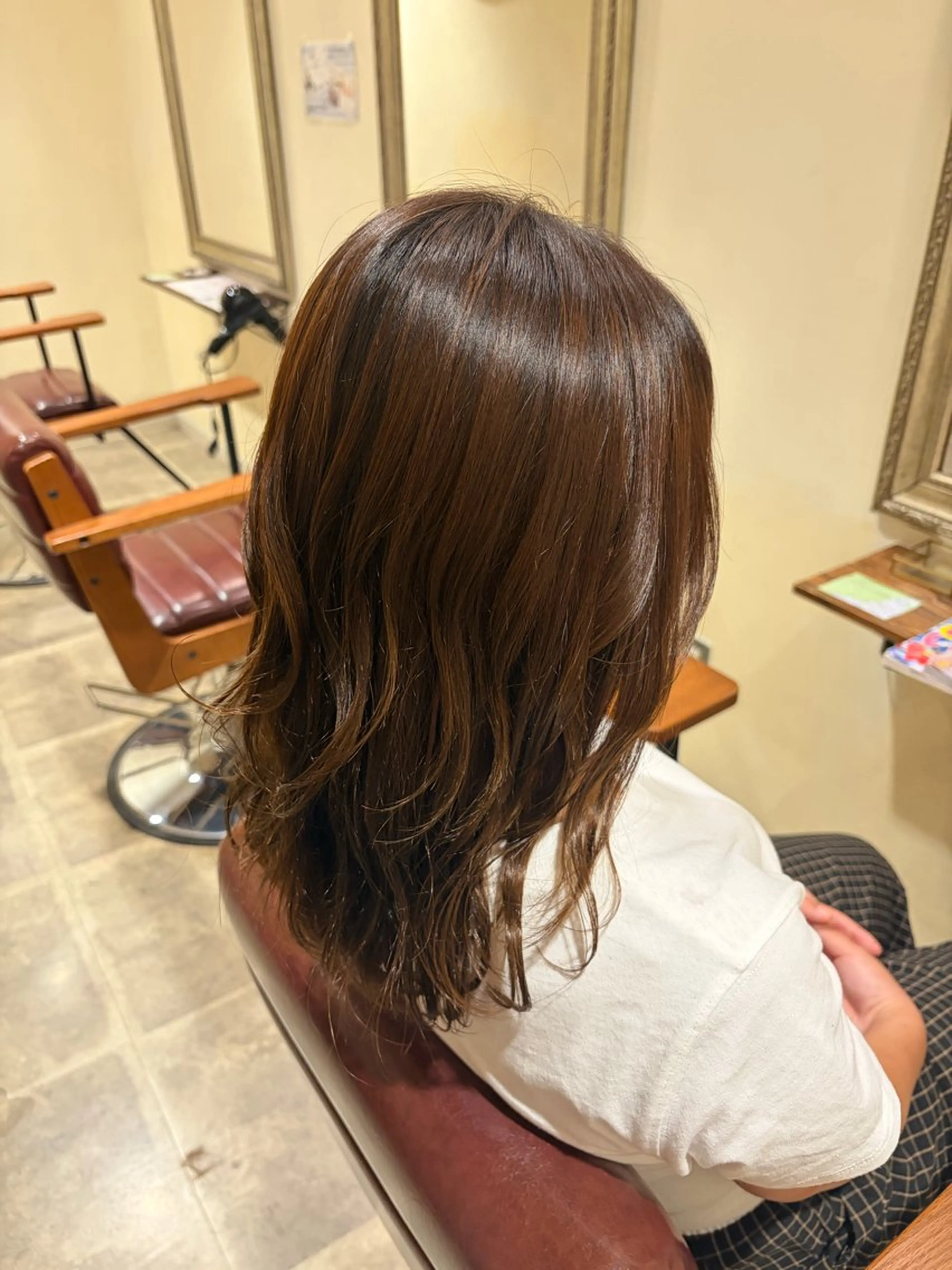 ミディアム 西村 さくらのヘアスタイル