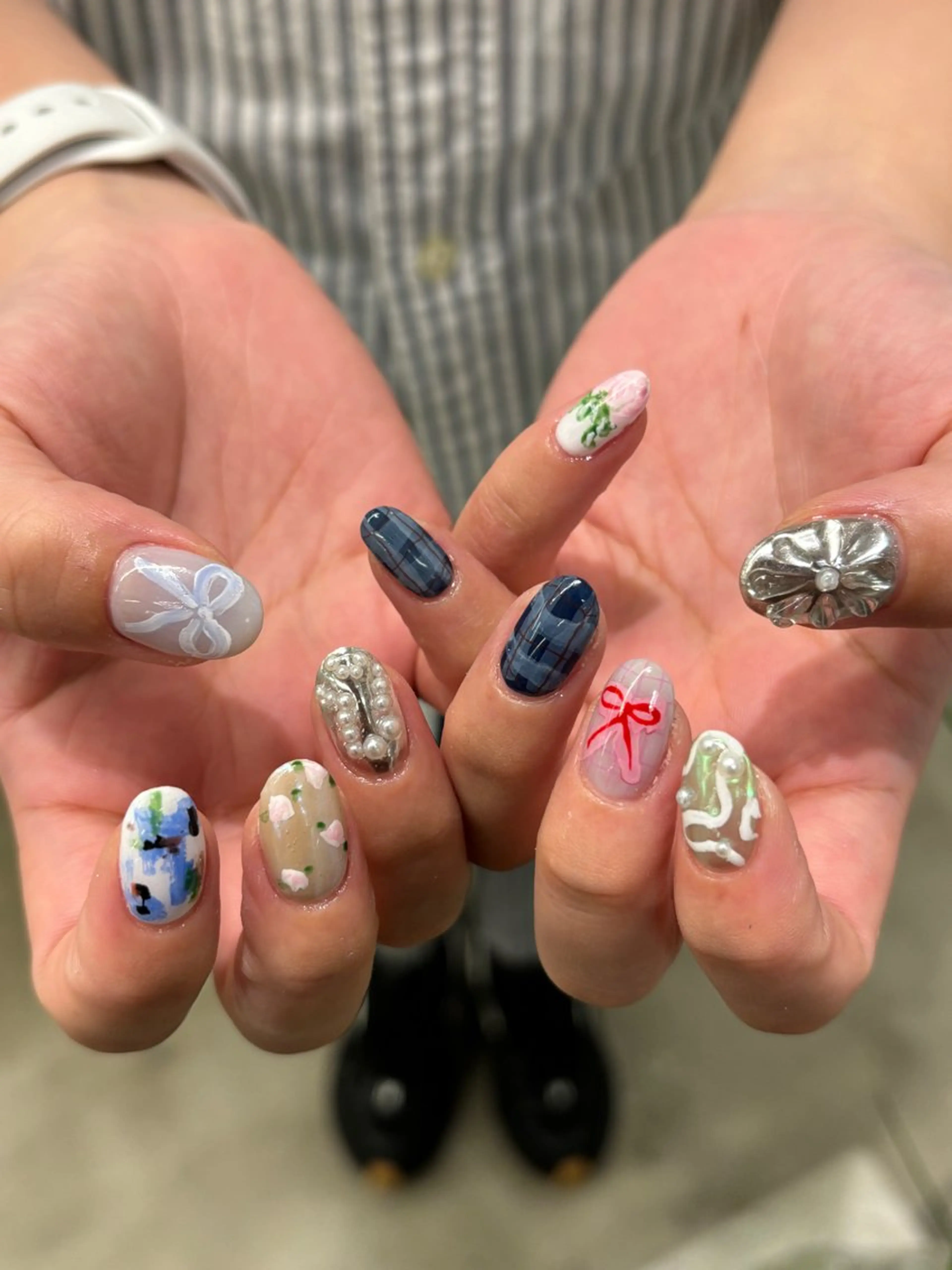 ネイル 持ち込み ハンドネイル sister  mohawk所属・chika ／ nailのネイルデザイン