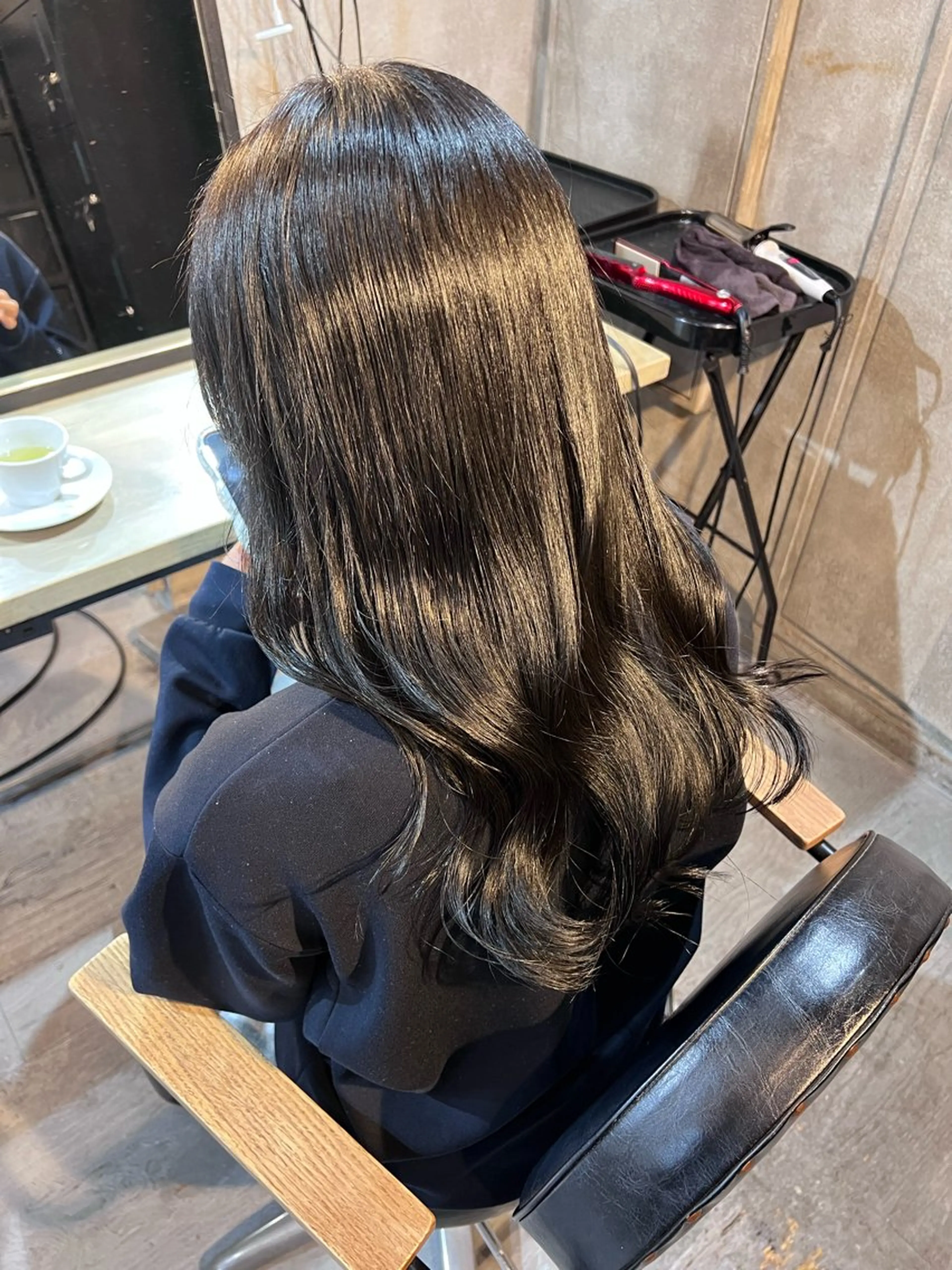 カラー 透明感カラー 🫐ハイトーンカラー RIRIKA🌻のヘアスタイル