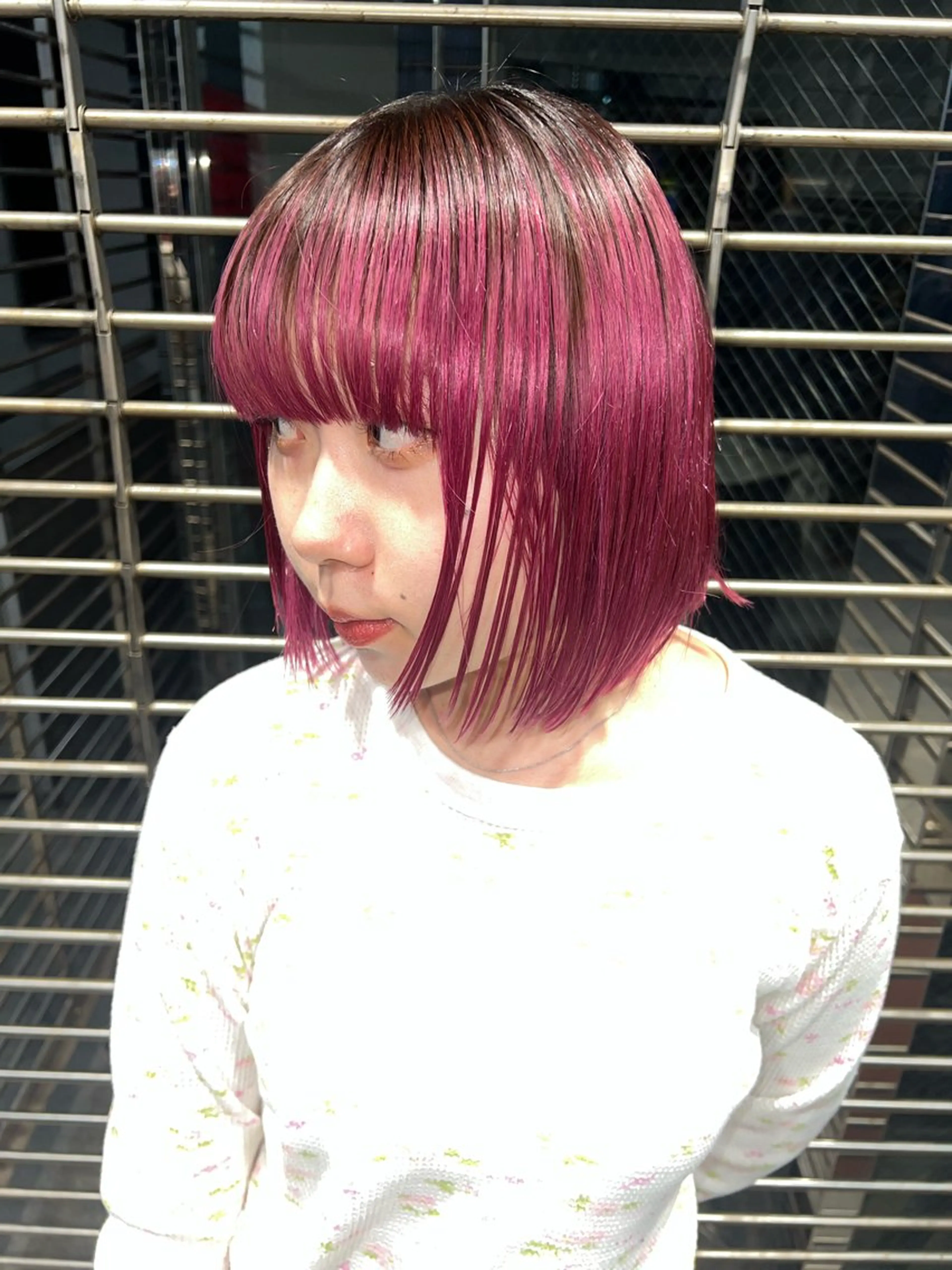 カラー ピンクカラー ヘアカラー トリートメント ハイトーン KAISEIのヘアスタイル