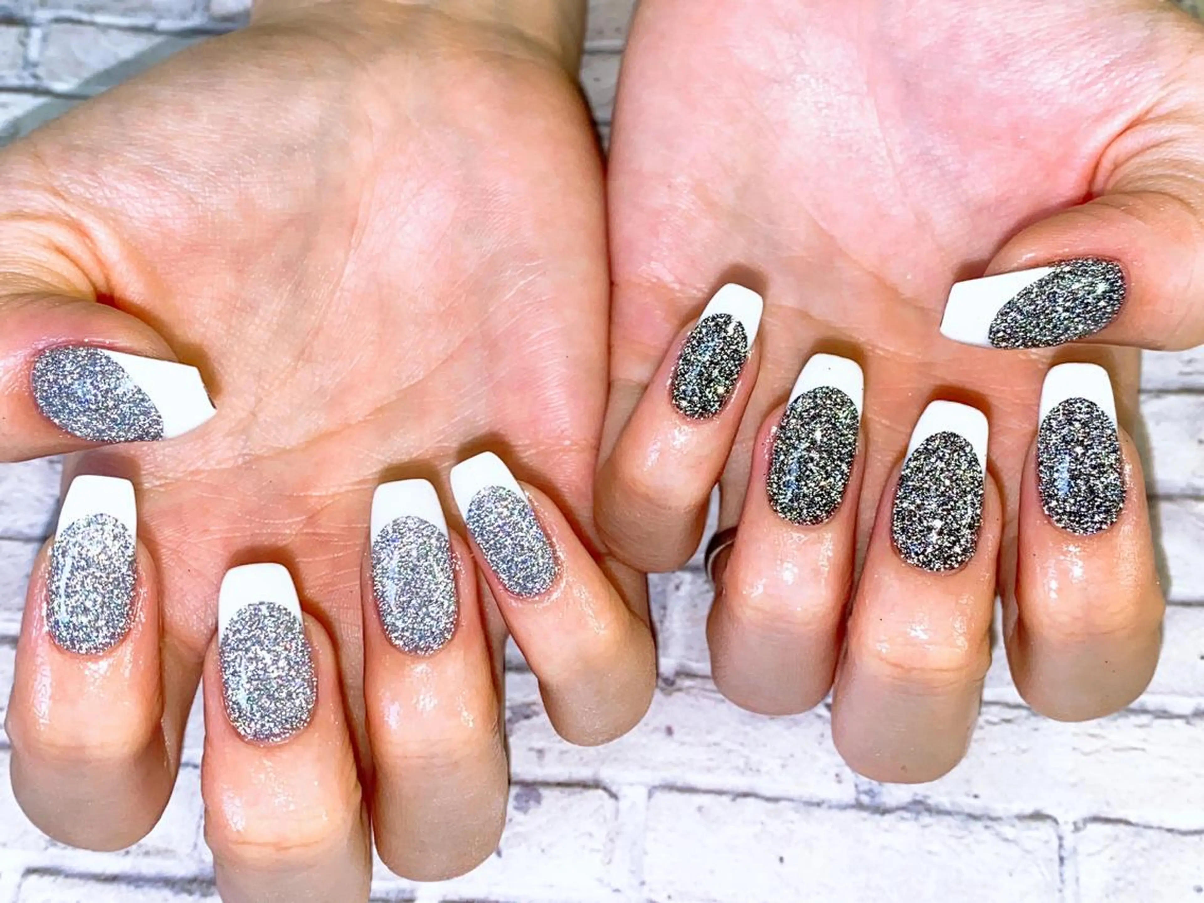 ネイル フラッシュネイル フレンチネイル 高野 梨紗子のネイルデザイン