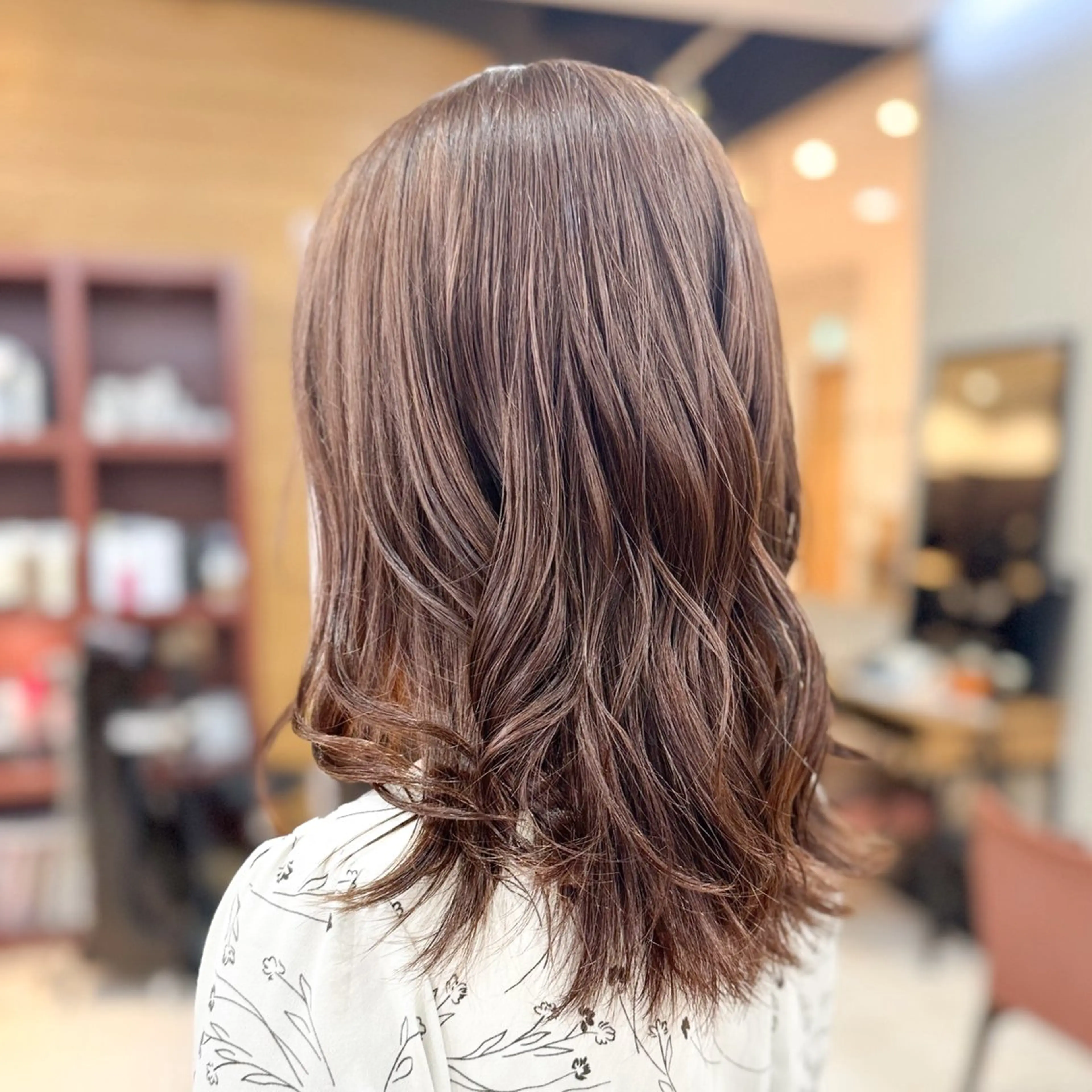 ミディアム ヘアカラー トリートメント 透明感カラー/レイ ヤー/Nana🌈のヘアスタイル