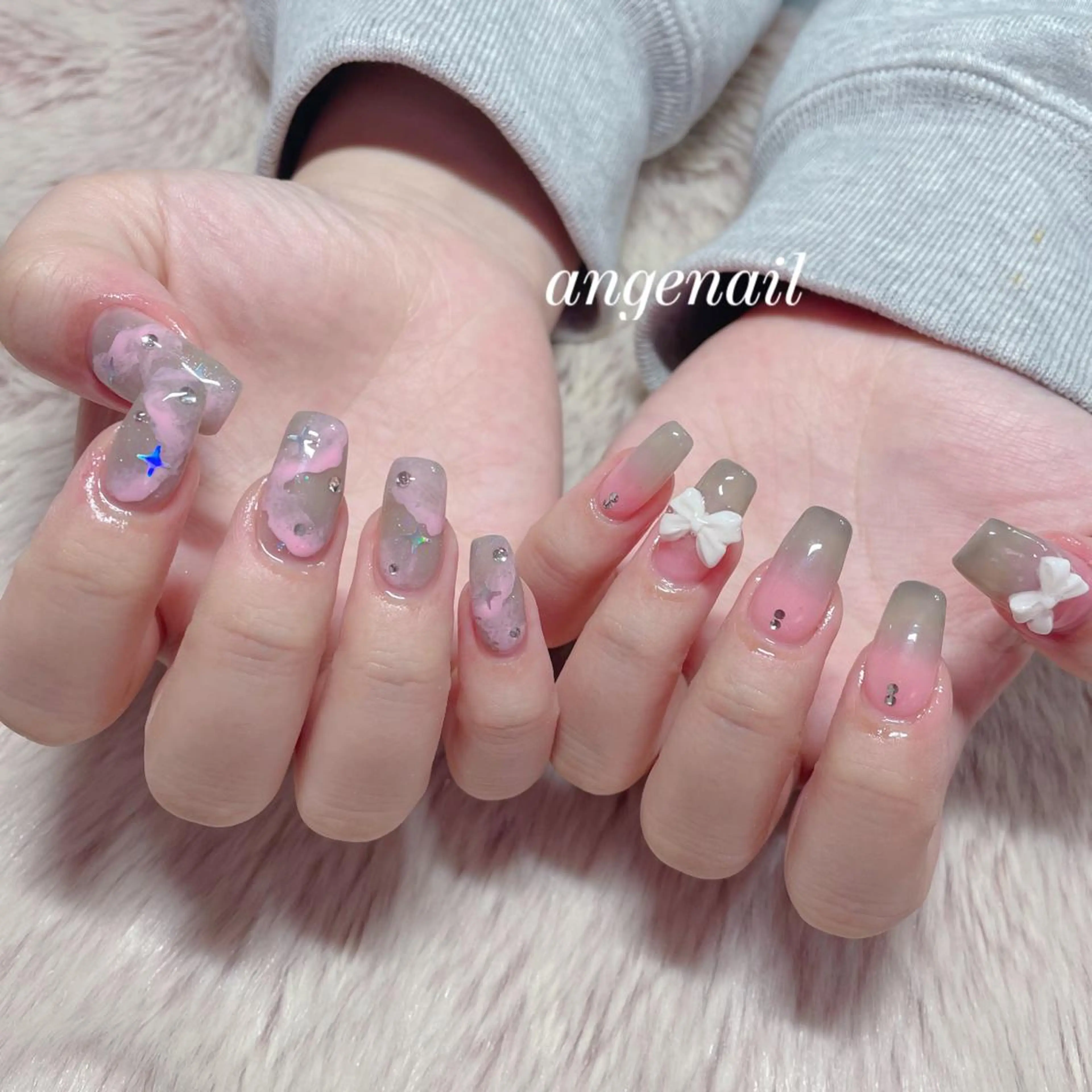 ネイル ハンドネイル オーナーネイリスト MAKIのネイルデザイン