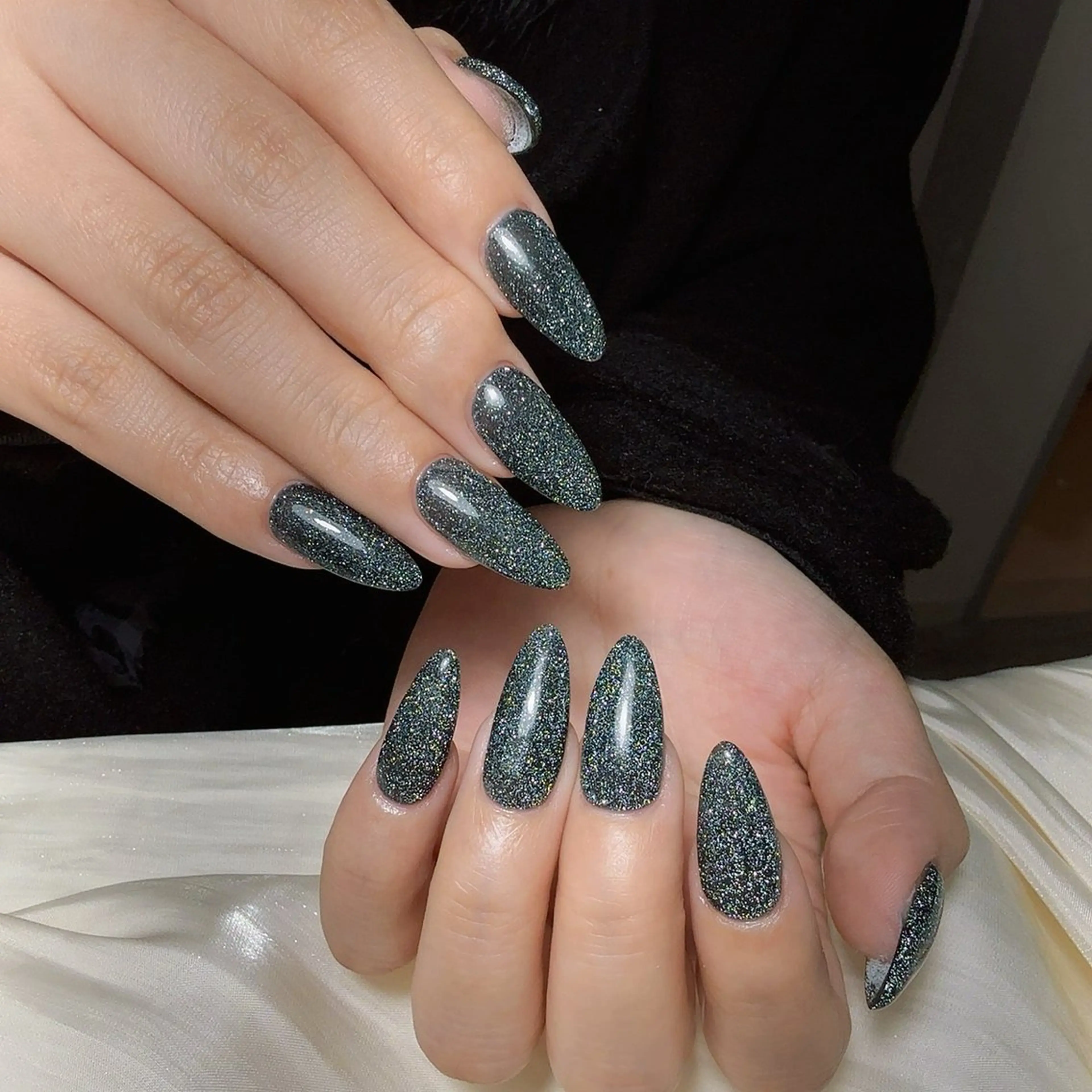 ネイル Nail Hibi サロンのネイルデザイン