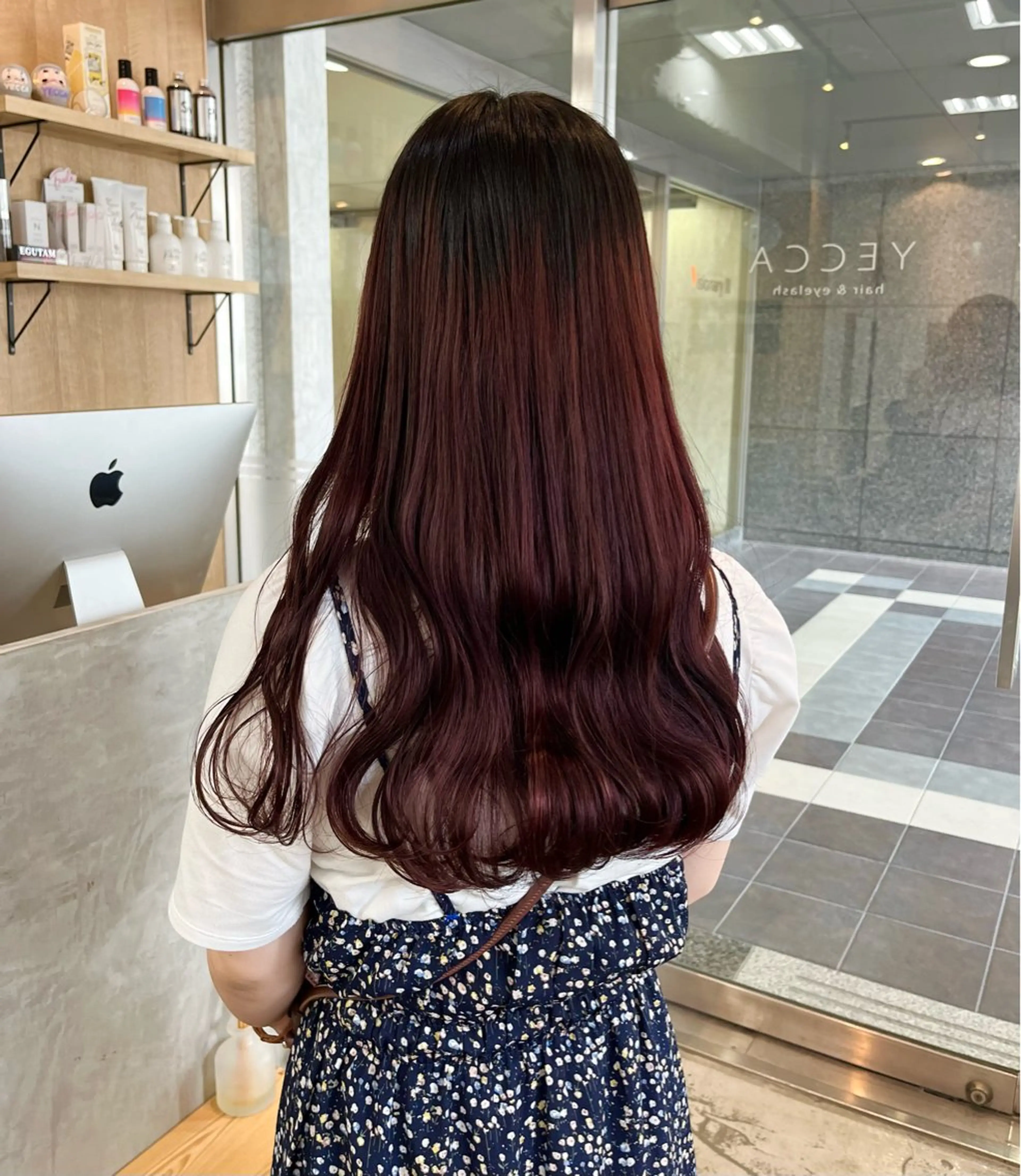 カラー ブリーチ レッドカラー デザインカラー /るあんのヘアスタイル