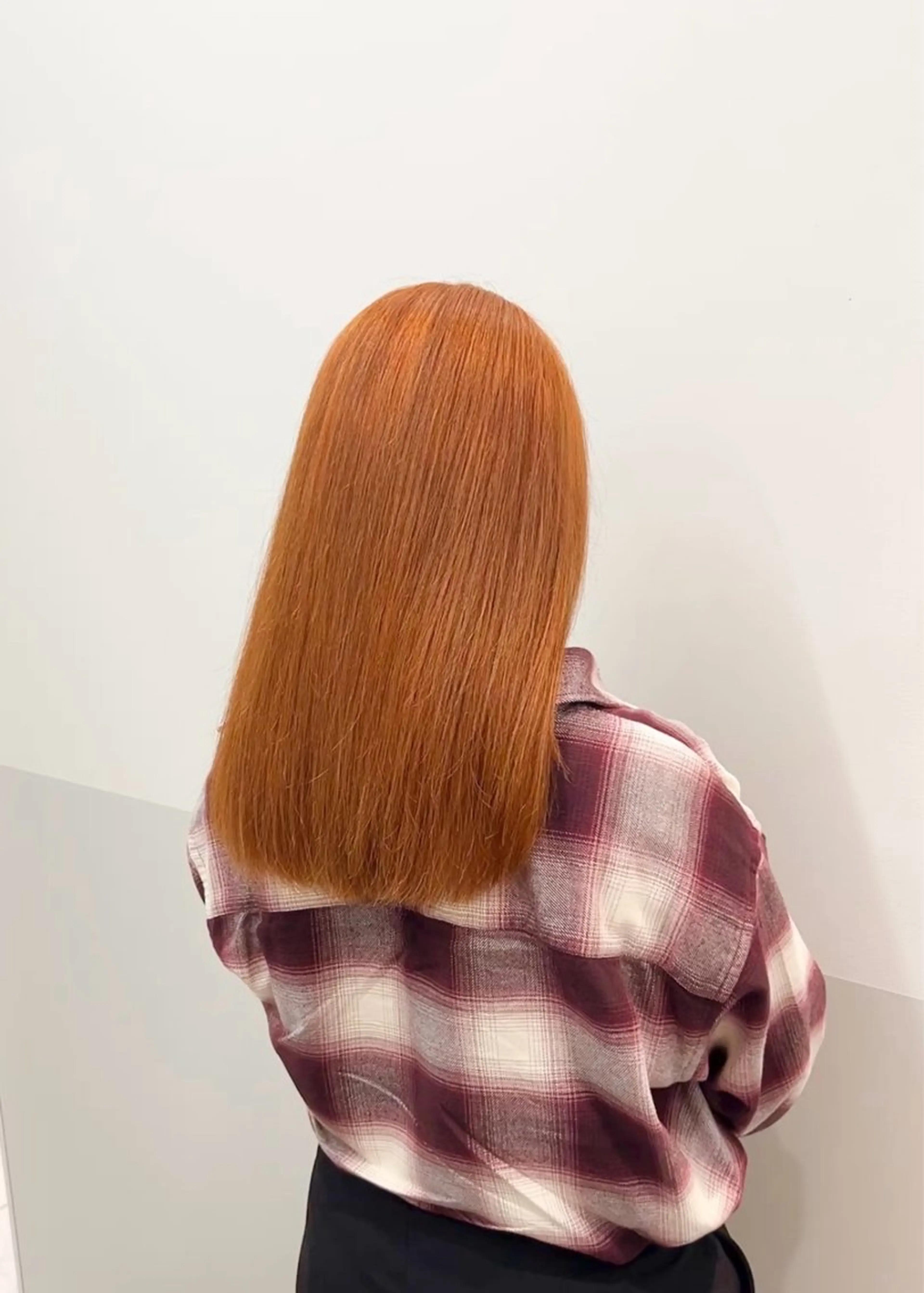 セミロング カラー ヘアアレンジ ブリーチ ケアブリーチ オレンジ 髪質改善 トリートメント ヘアカラー 似合わせレイヤー/ 美髪縮毛矯正/ミナエのヘアスタイル