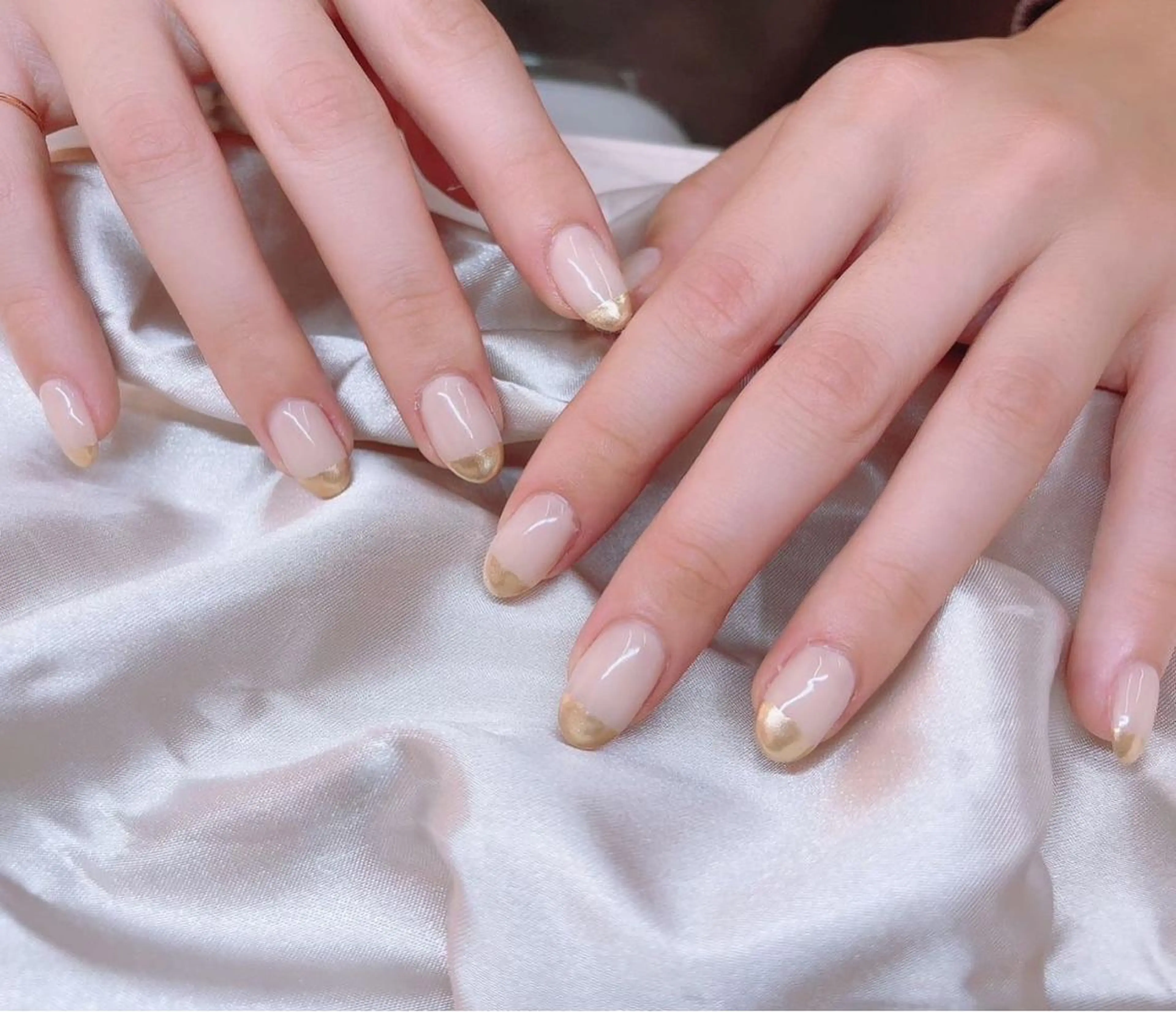 ネイル 入学式 フレンチネイル ジェルネイル ゴールド グラデーション Lilas Nailのネイルデザイン