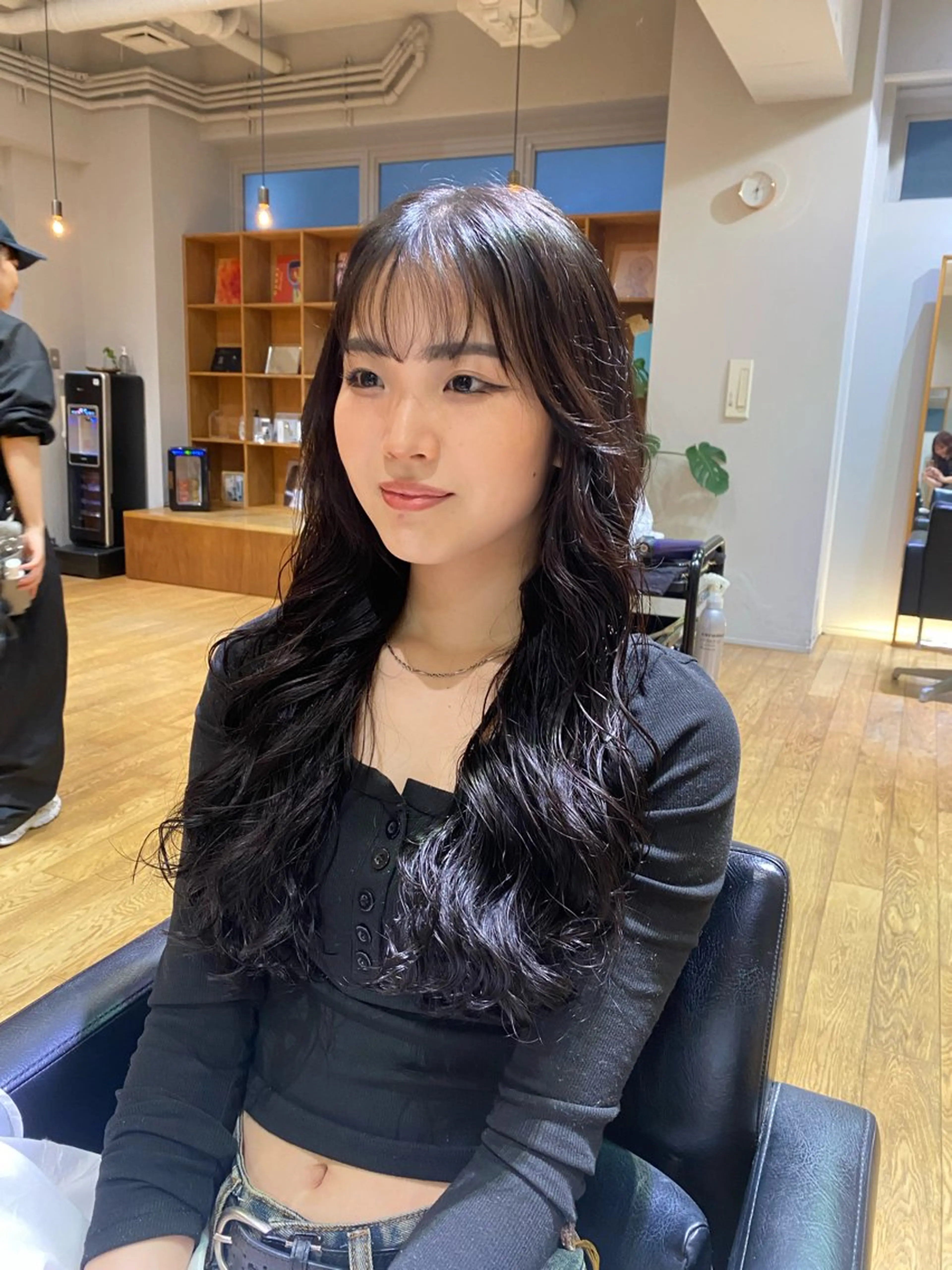 ロング カット ヘアカラー パーマ 大人可愛い♡コテ巻き パーマ🌼杉田 萌恵のヘアスタイル