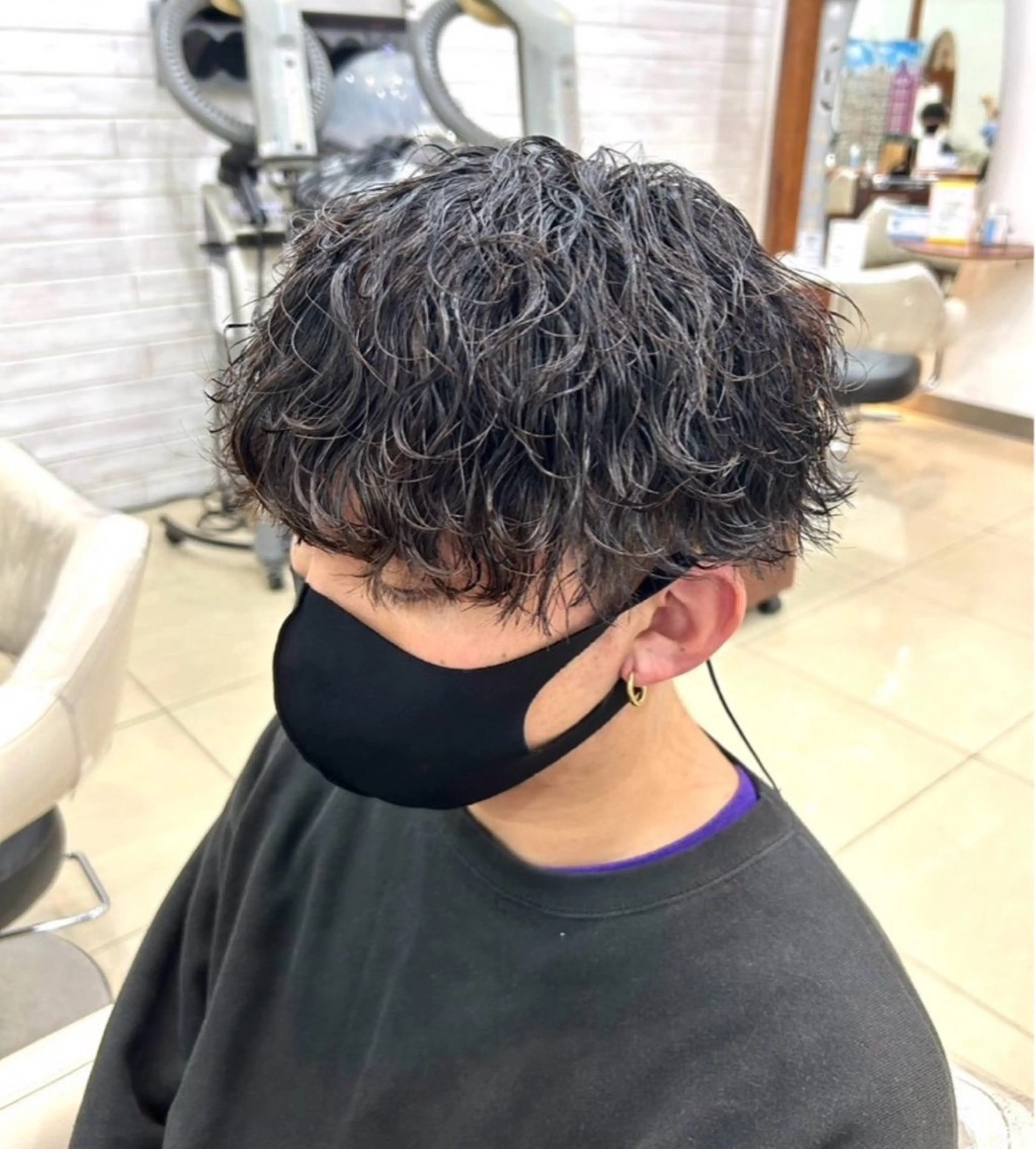 パーマ メンズ センターパート メンズパーマ 波巻きパーマ ニュアンスパーマ メンズパーマ特化森田 真衣🌟のヘアスタイル
