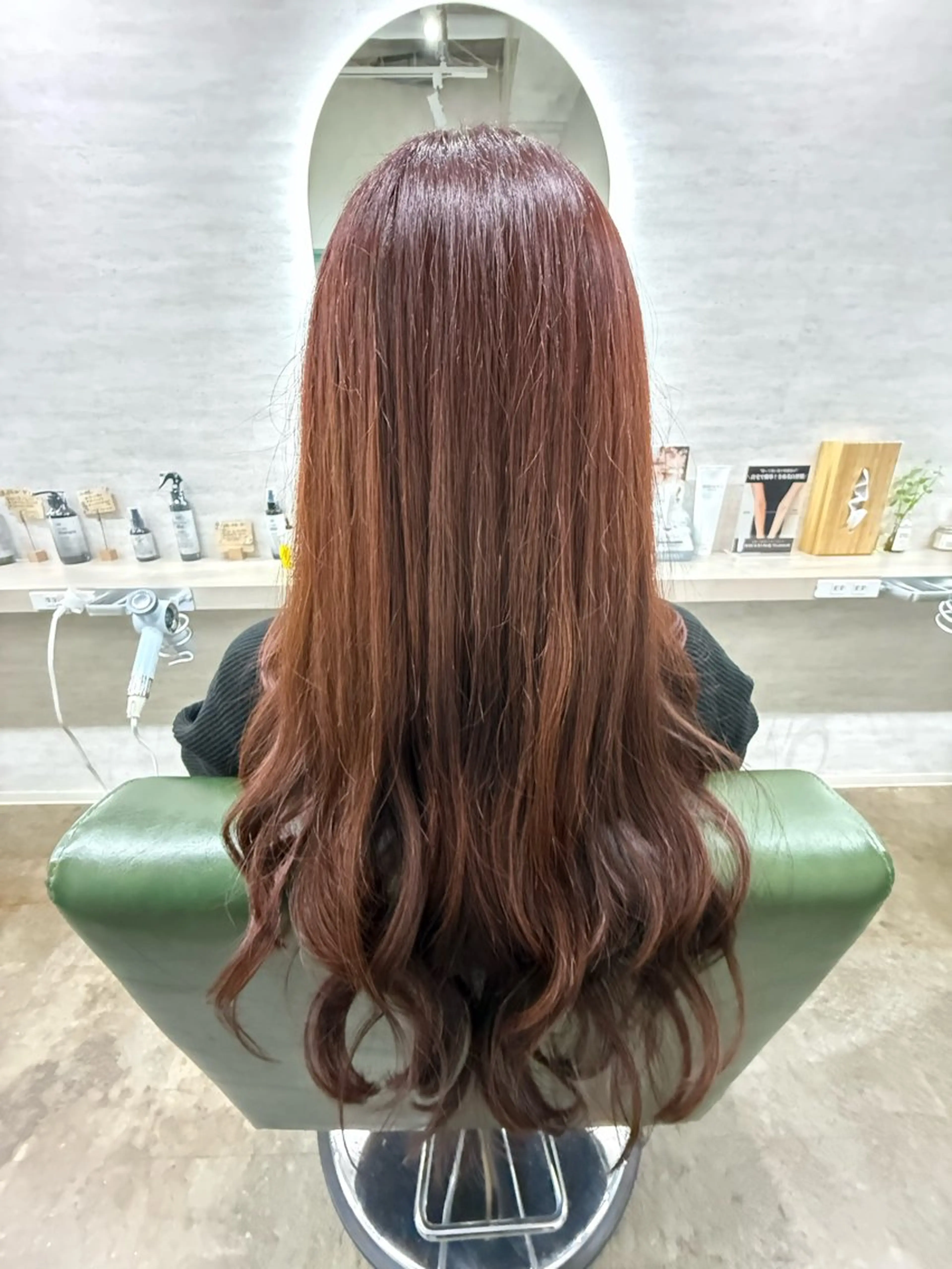 セミロング カラー ヘアアレンジ レッドカラー 縮毛矯正/ /関内/あべももこのヘアスタイル
