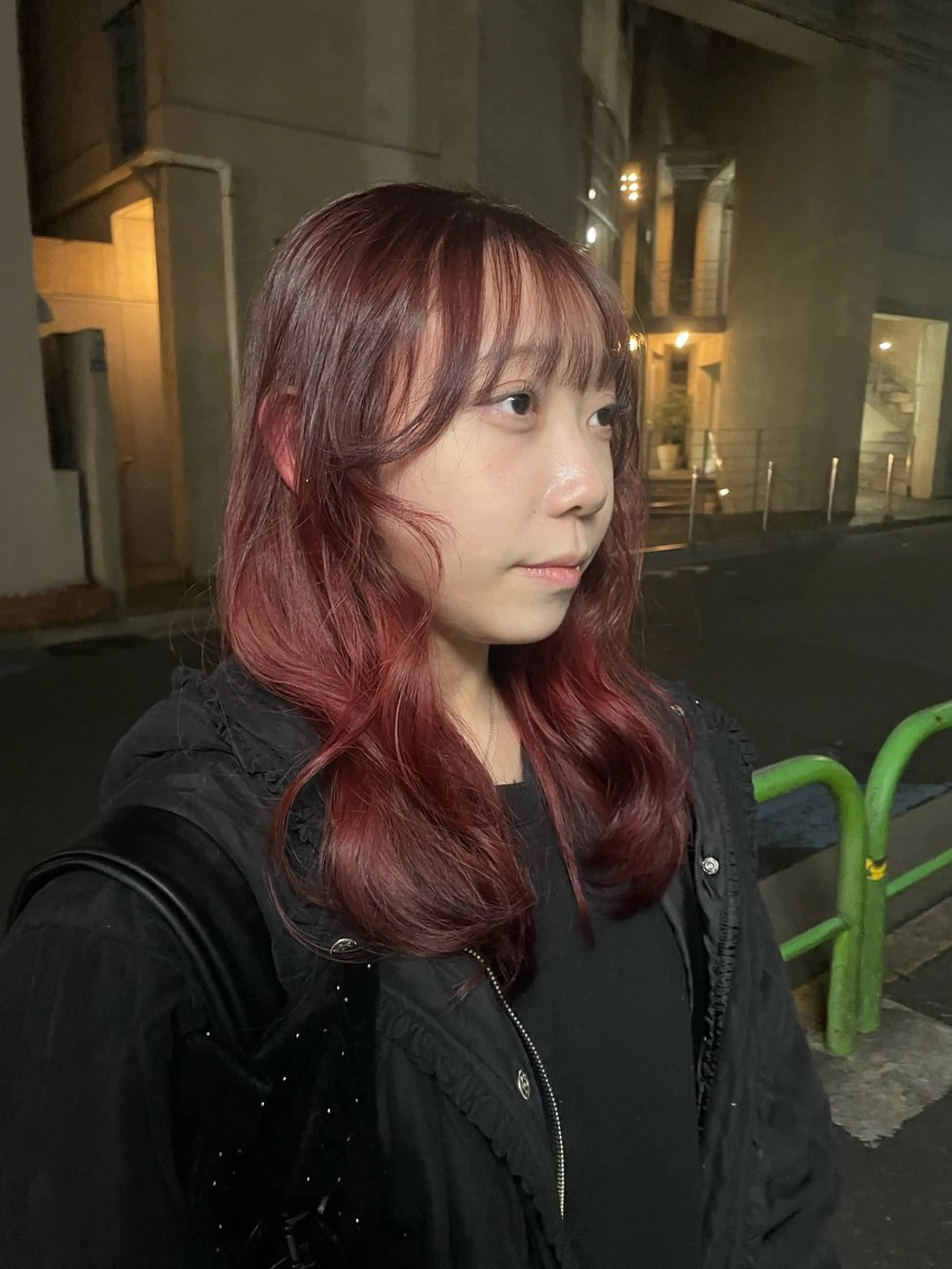 ミディアム カラー ヘアカラー リカ/ハイトーン ・オリーブ🍀のヘアスタイル