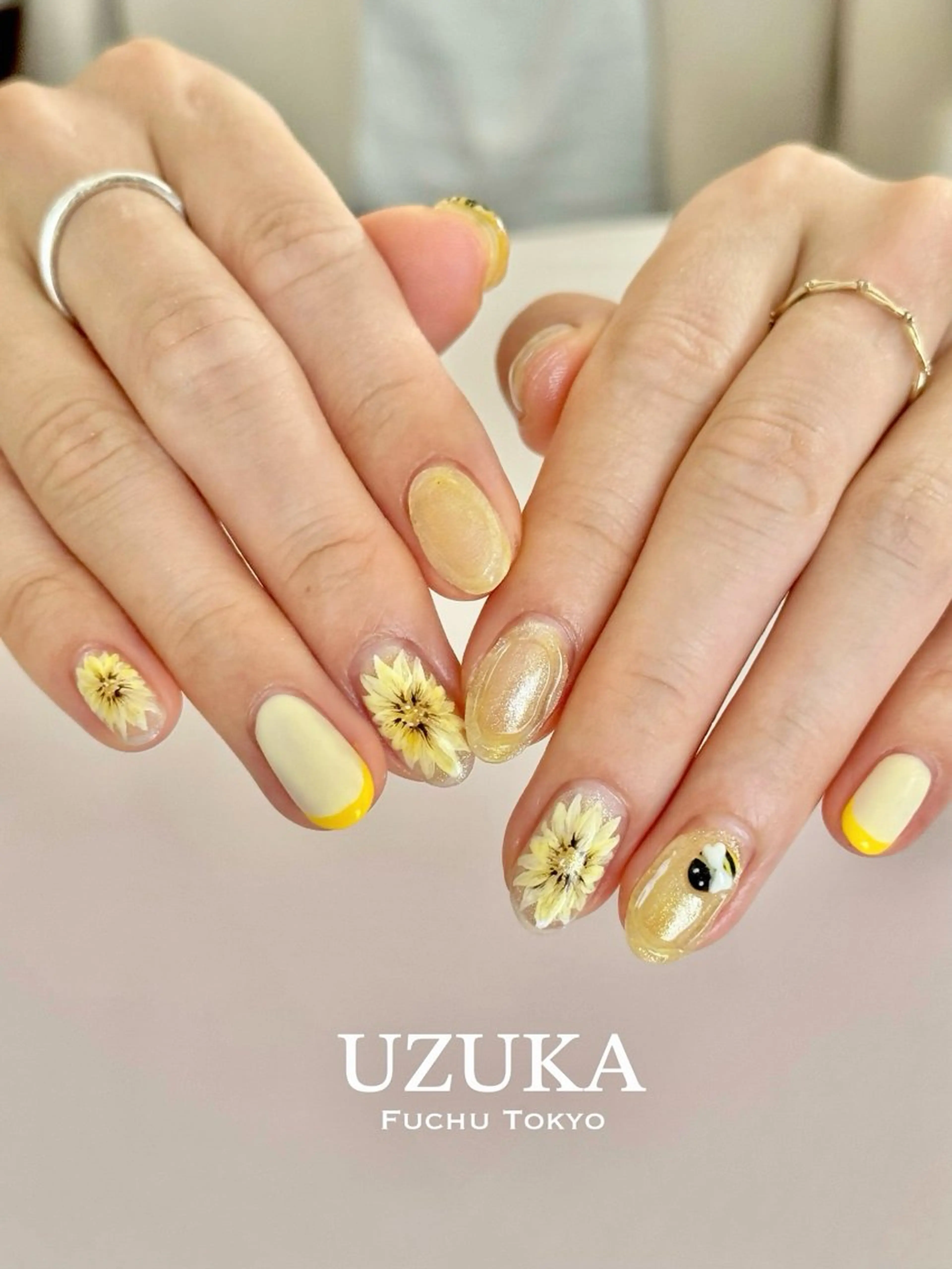 ネイル 夏ネイル 黄色 【 enn 】 Uzuka Yukaのネイルデザイン