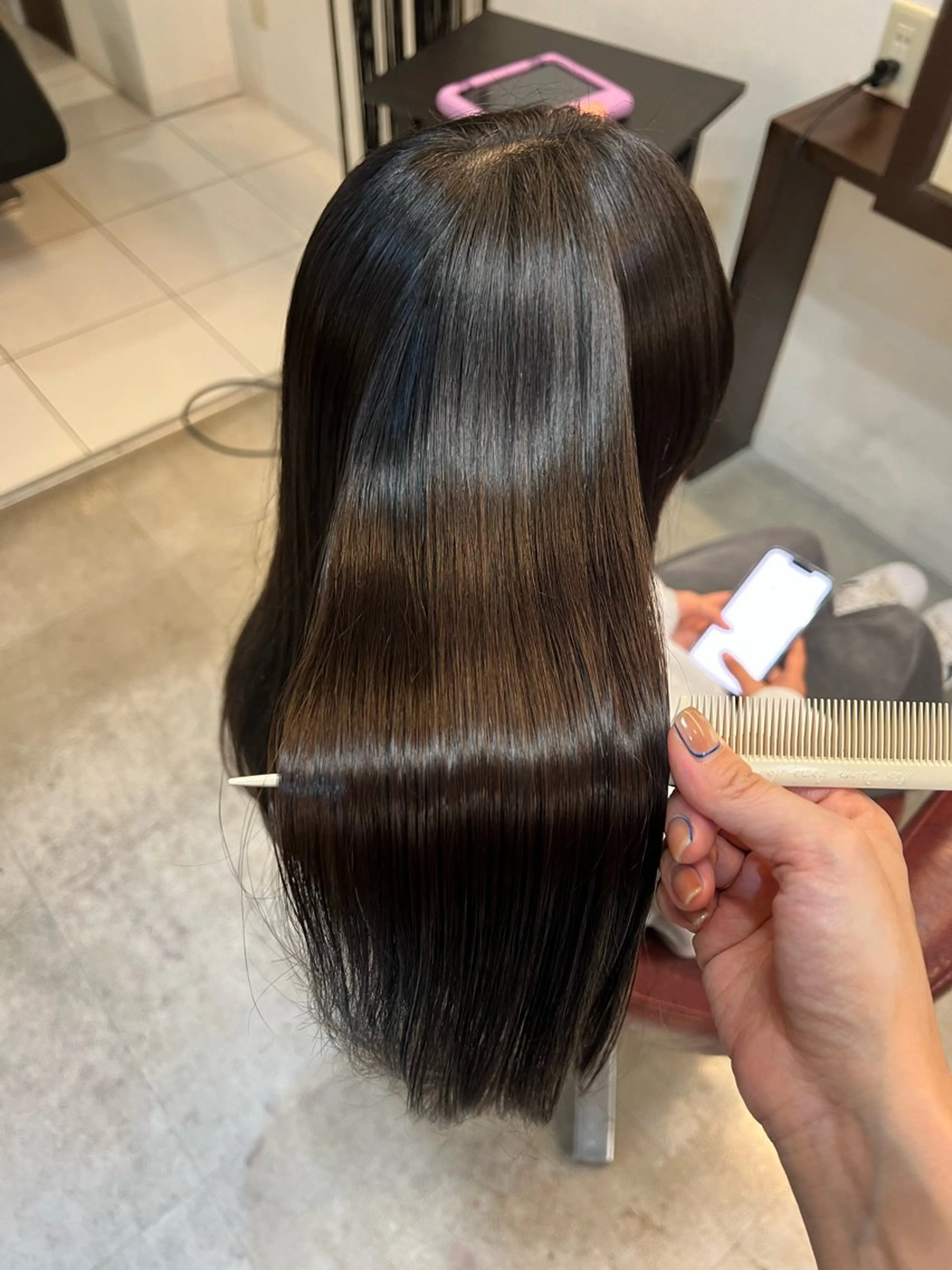 ロング 縮毛矯正 吉岡 なみのヘアスタイル